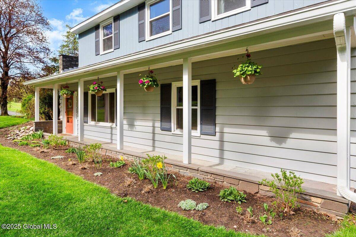Troy, NY 12180,1 The Knoll