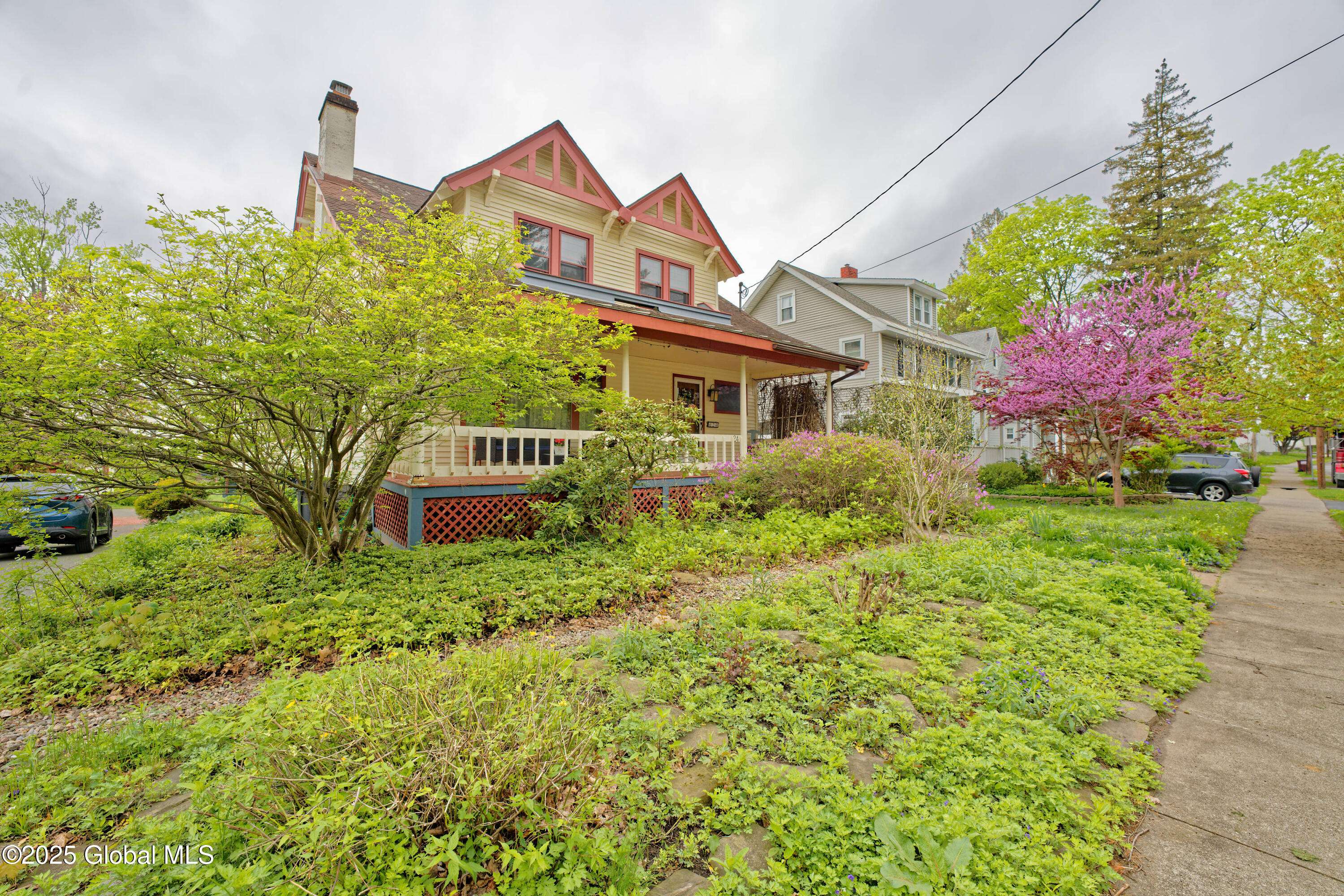 Niskayuna, NY 12309,24 Ray Street