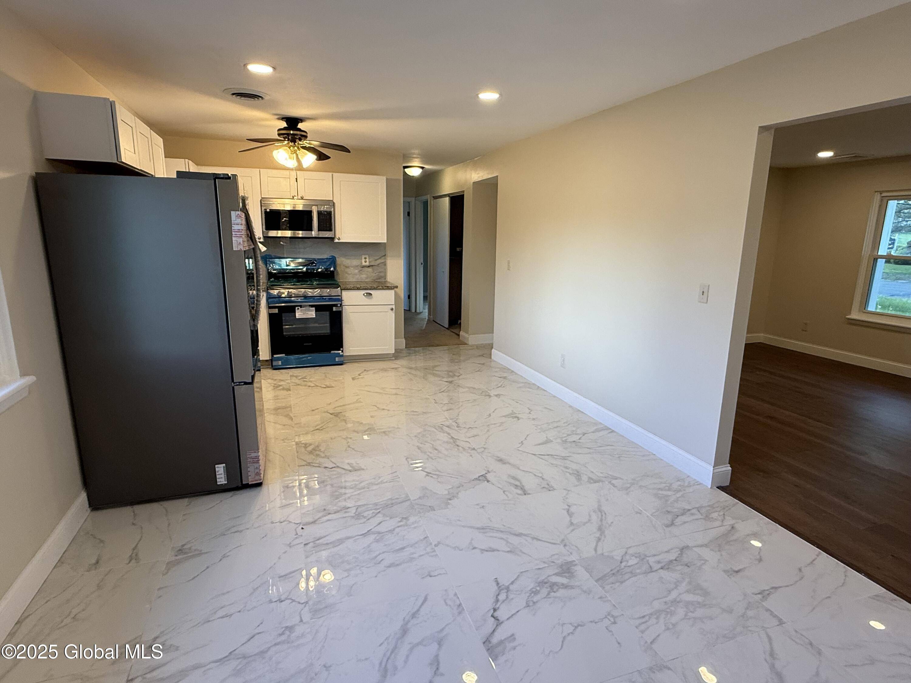 Cohoes, NY 12047,1 Meadowlark Drive