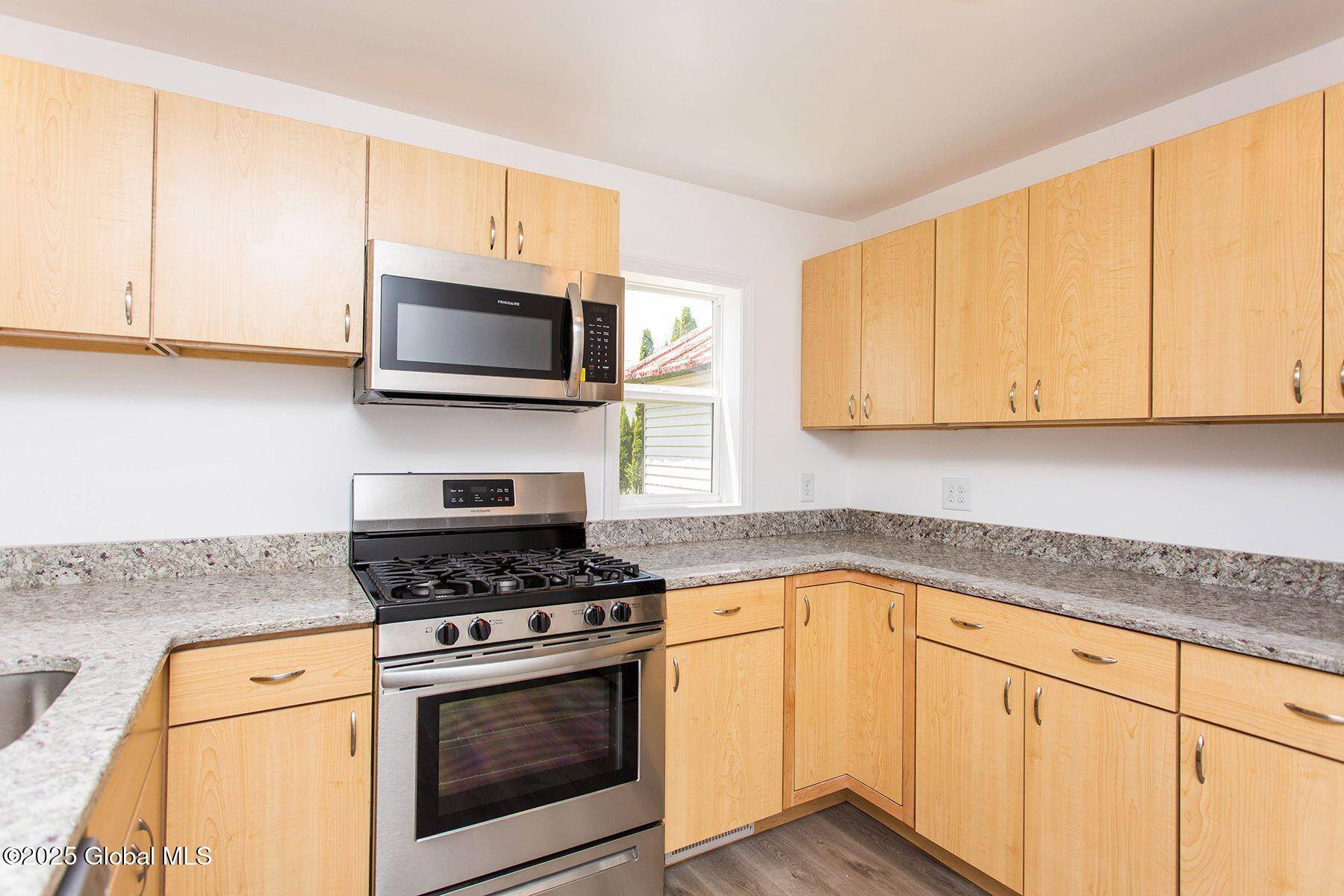 Saratoga Springs, NY 12866,53 S Franklin Street