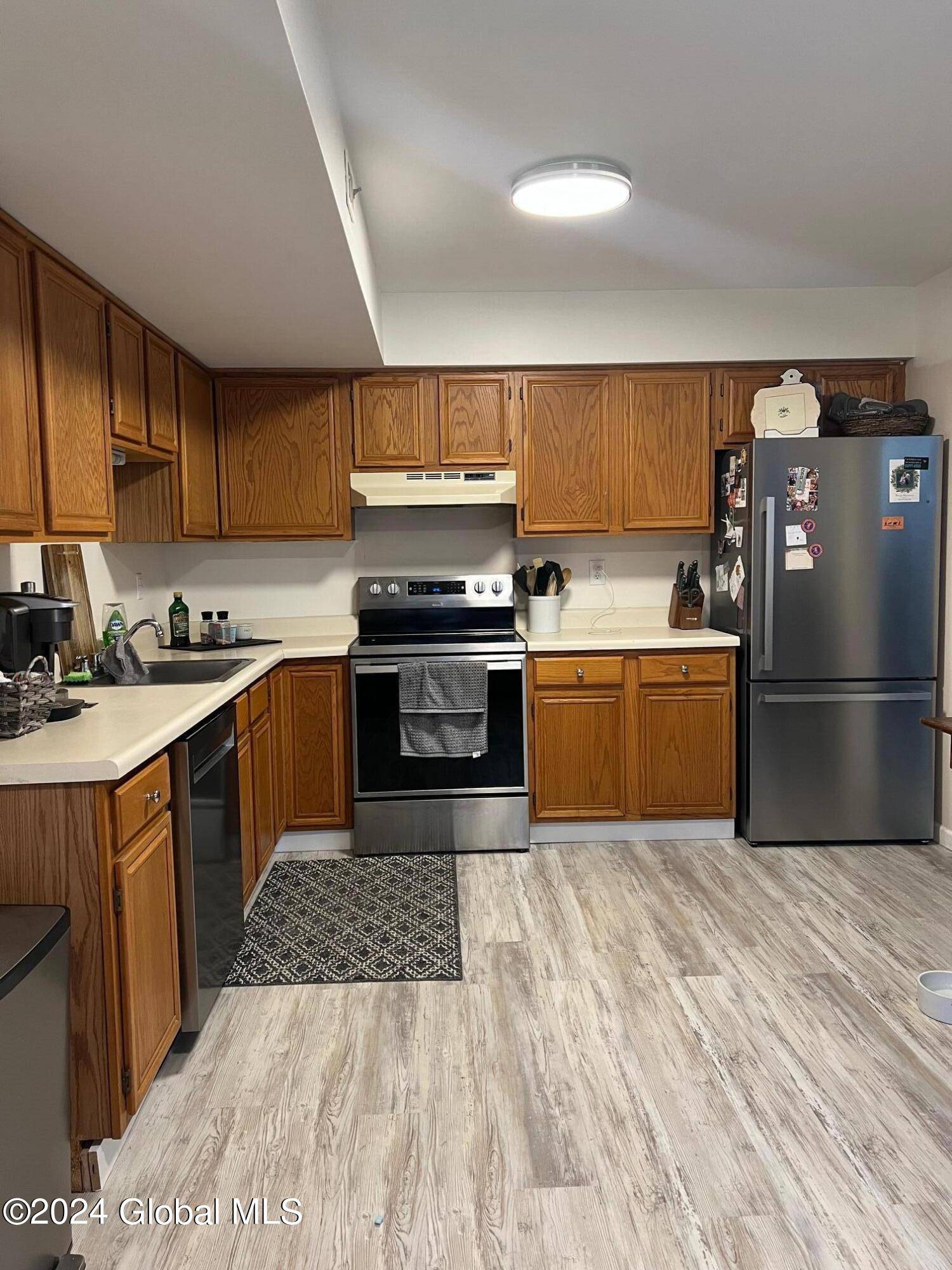 Bethlehem, NY 12158,24 Esplande Street