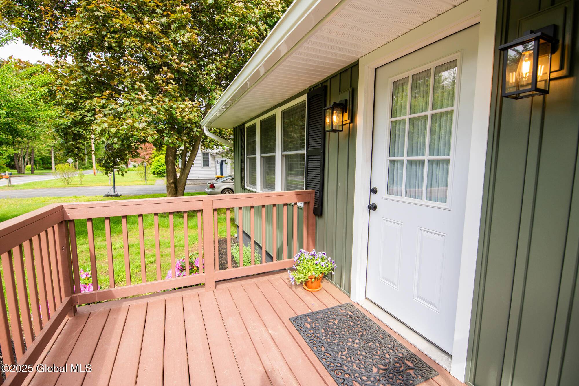 Moreau, NY 12831,163 Reservoir Road