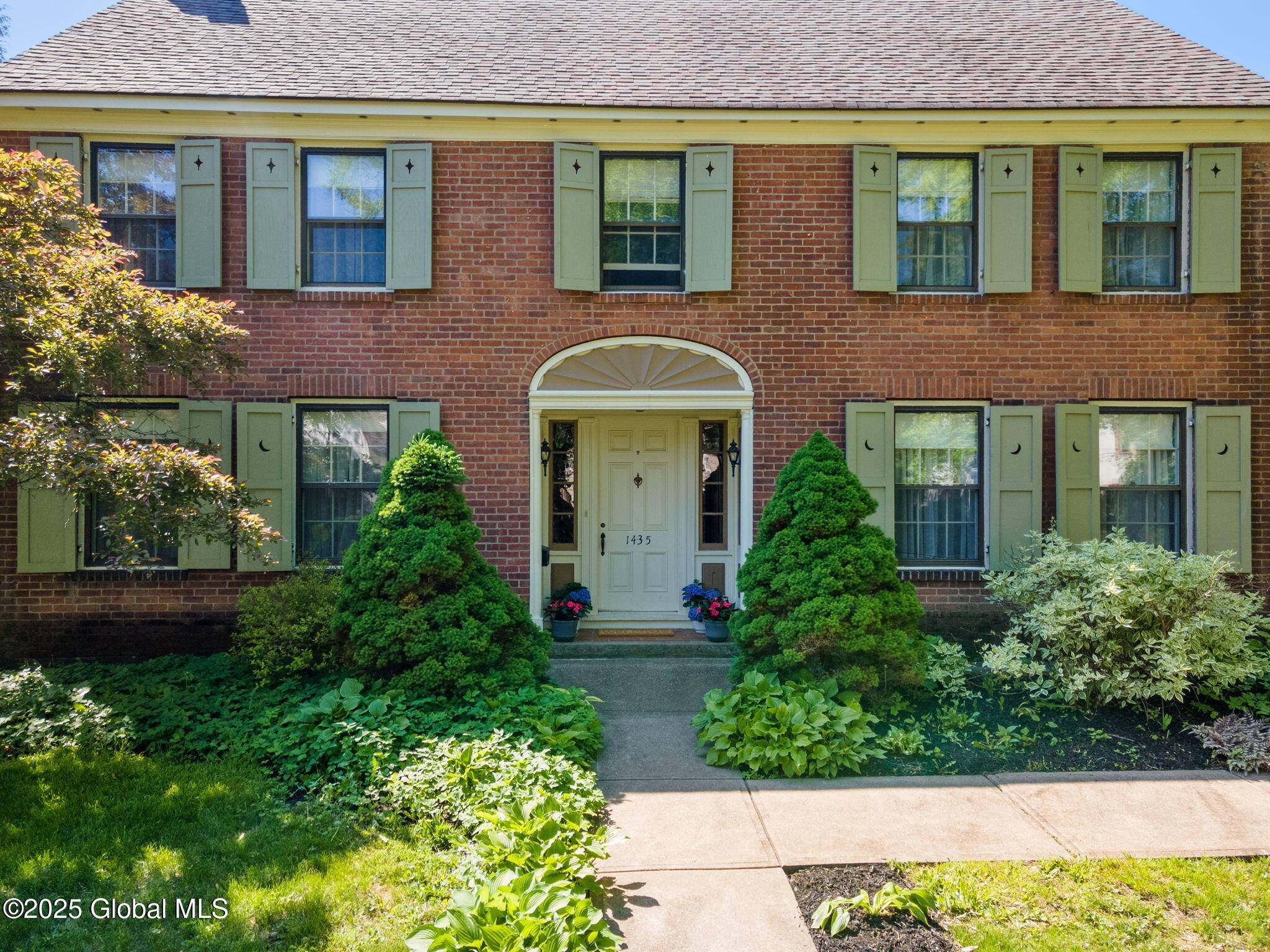 Schenectady, NY 12308,1435 Lowell Road