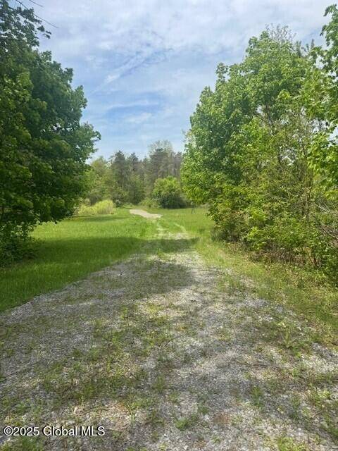 Clifton Park, NY 12019,80 Ashdown Road