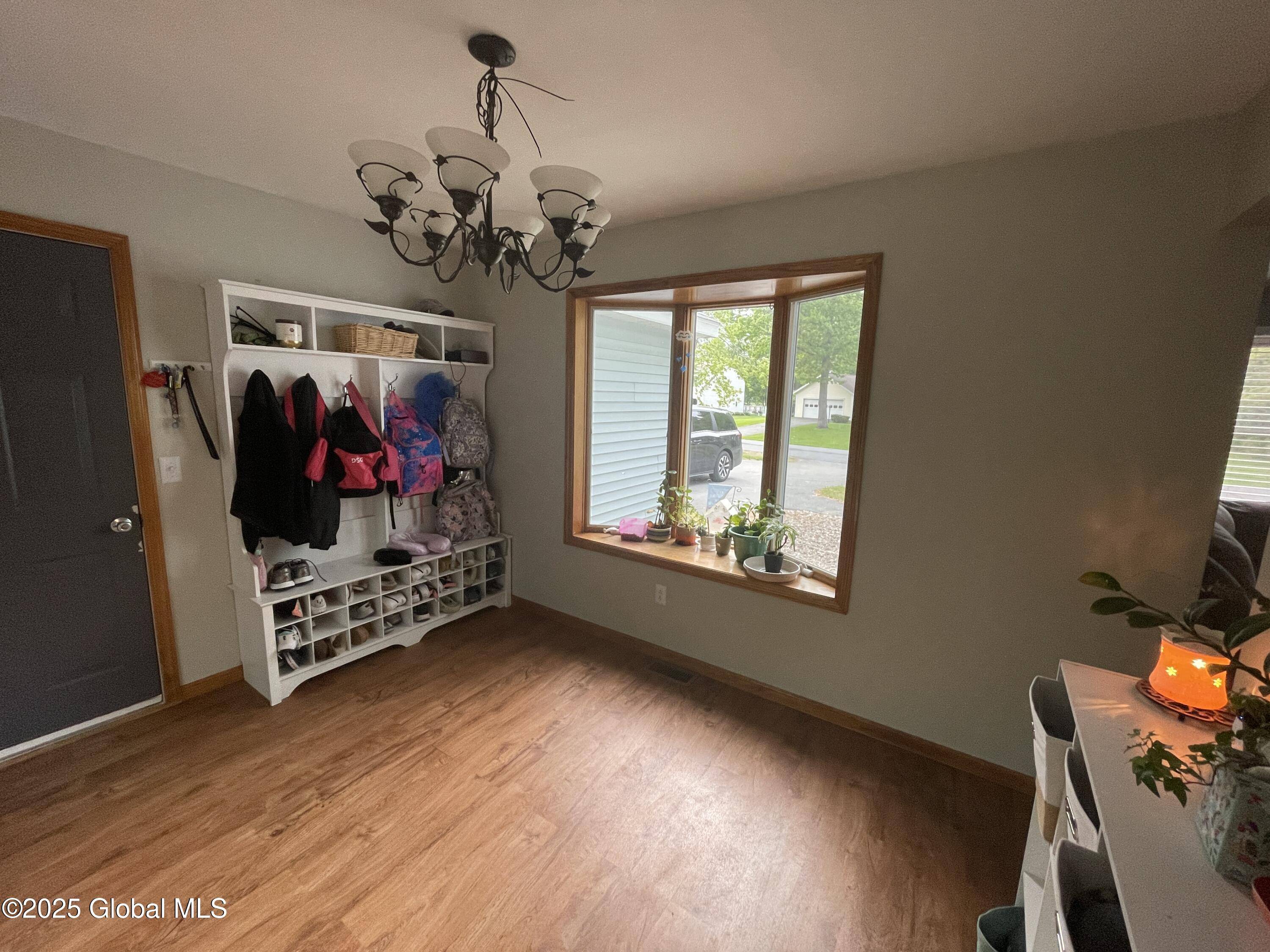 Moreau, NY 12803,8 Iris Avenue