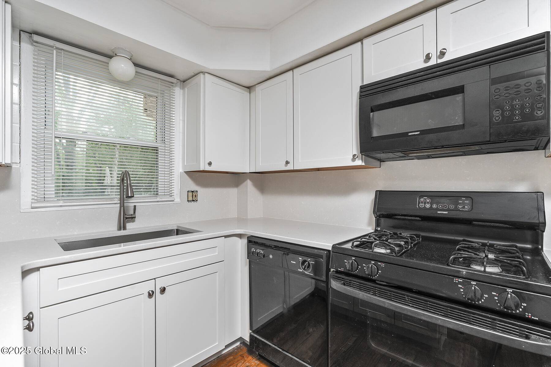 Albany, NY 12202,98 Mount Hope Drive