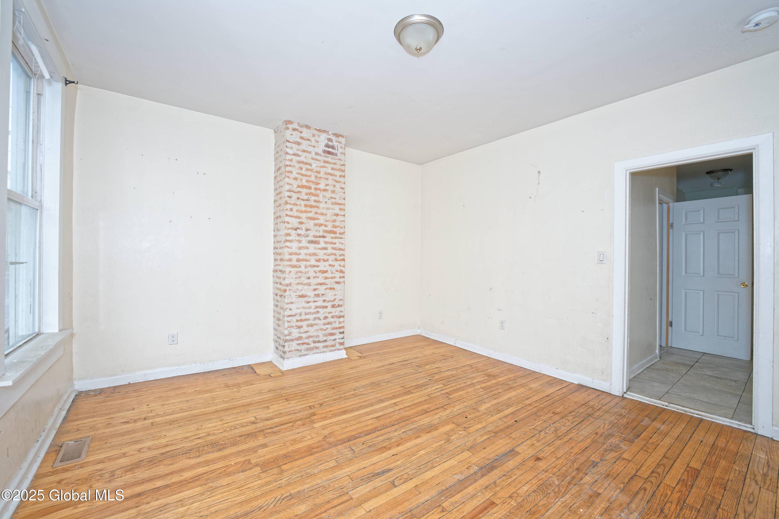 Albany, NY 12202,135 4th Avenue