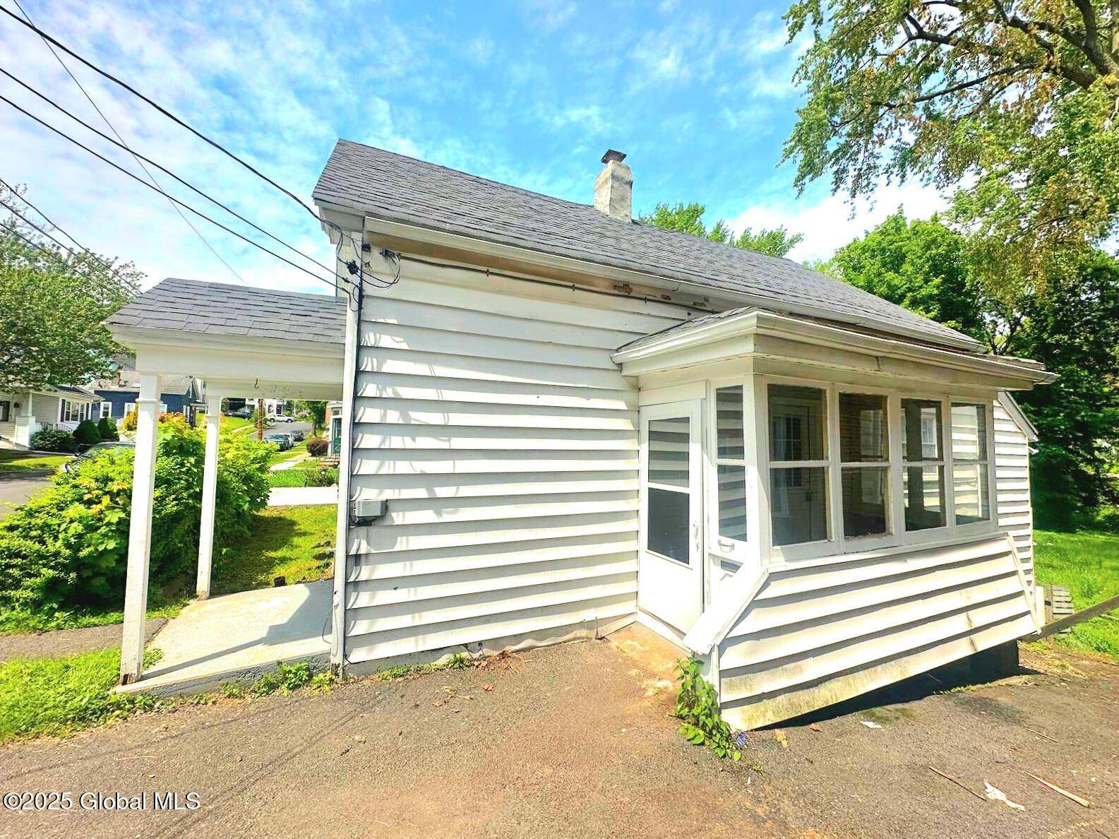 Watervliet, NY 12189,4 Ball Place