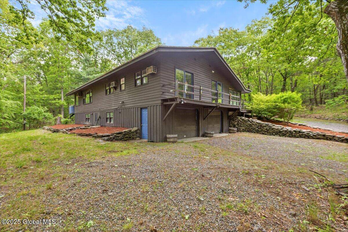 Ghent, NY 12075,100 Schnackenberg Road