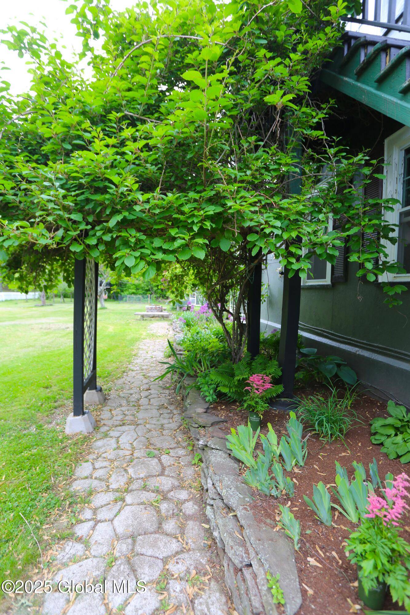 Cairo, NY 12413,480 Silver Spur Rd W