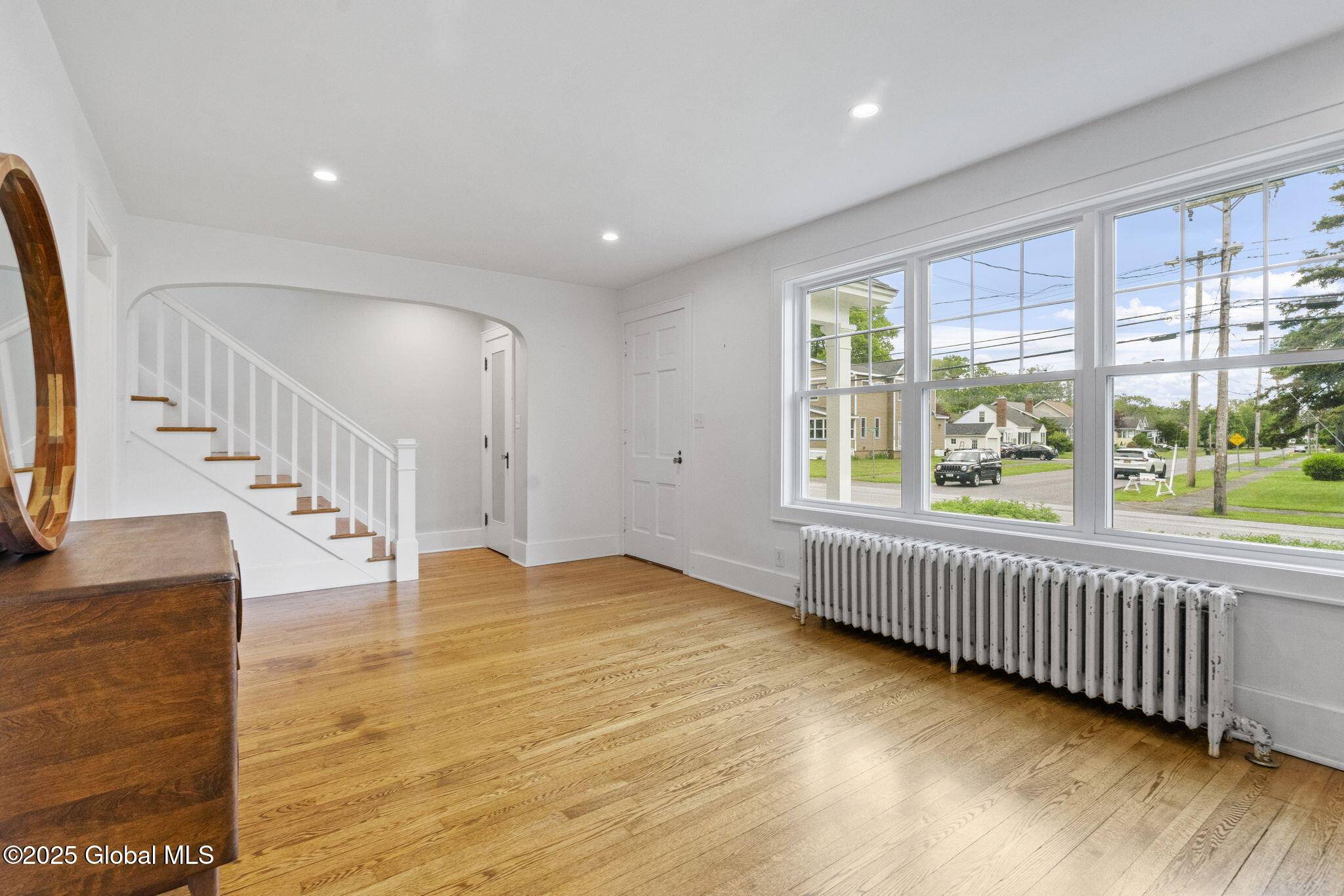 Bethlehem, NY 12054,273 Kenwood Avenue