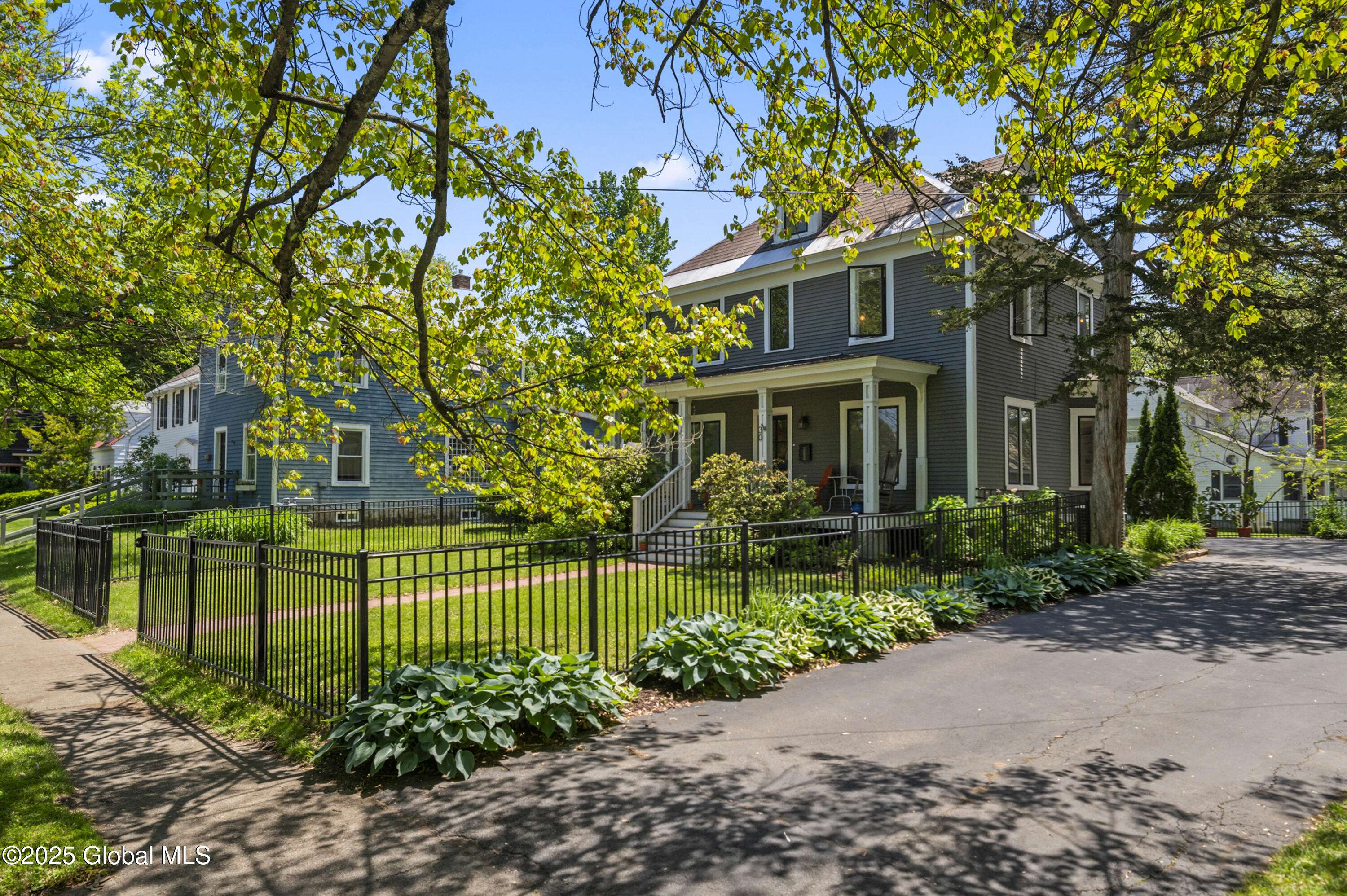 Glens Falls, NY 12801,30 Monument Avenue