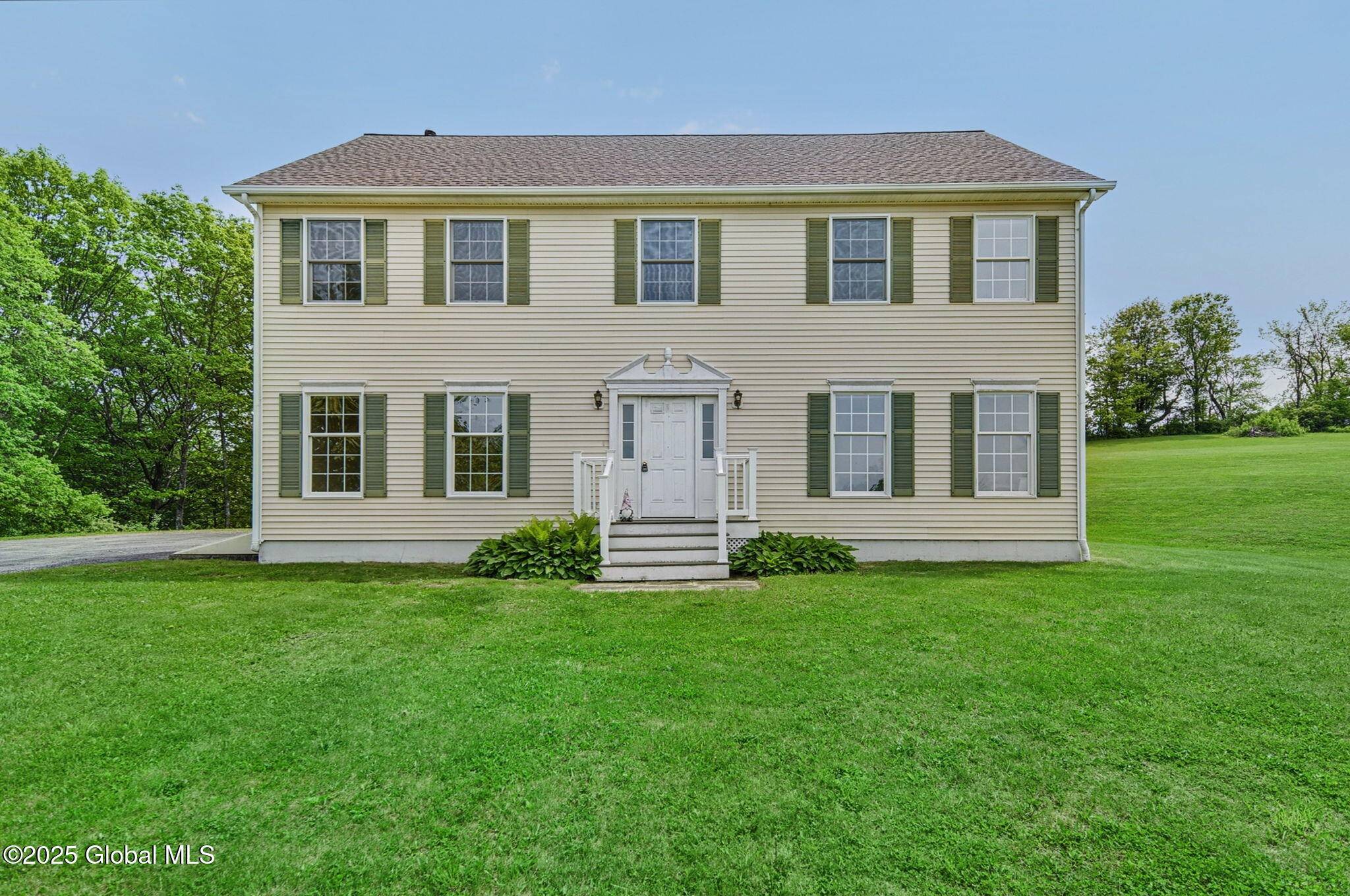 Rensselaerville, NY 12083,825 County Route