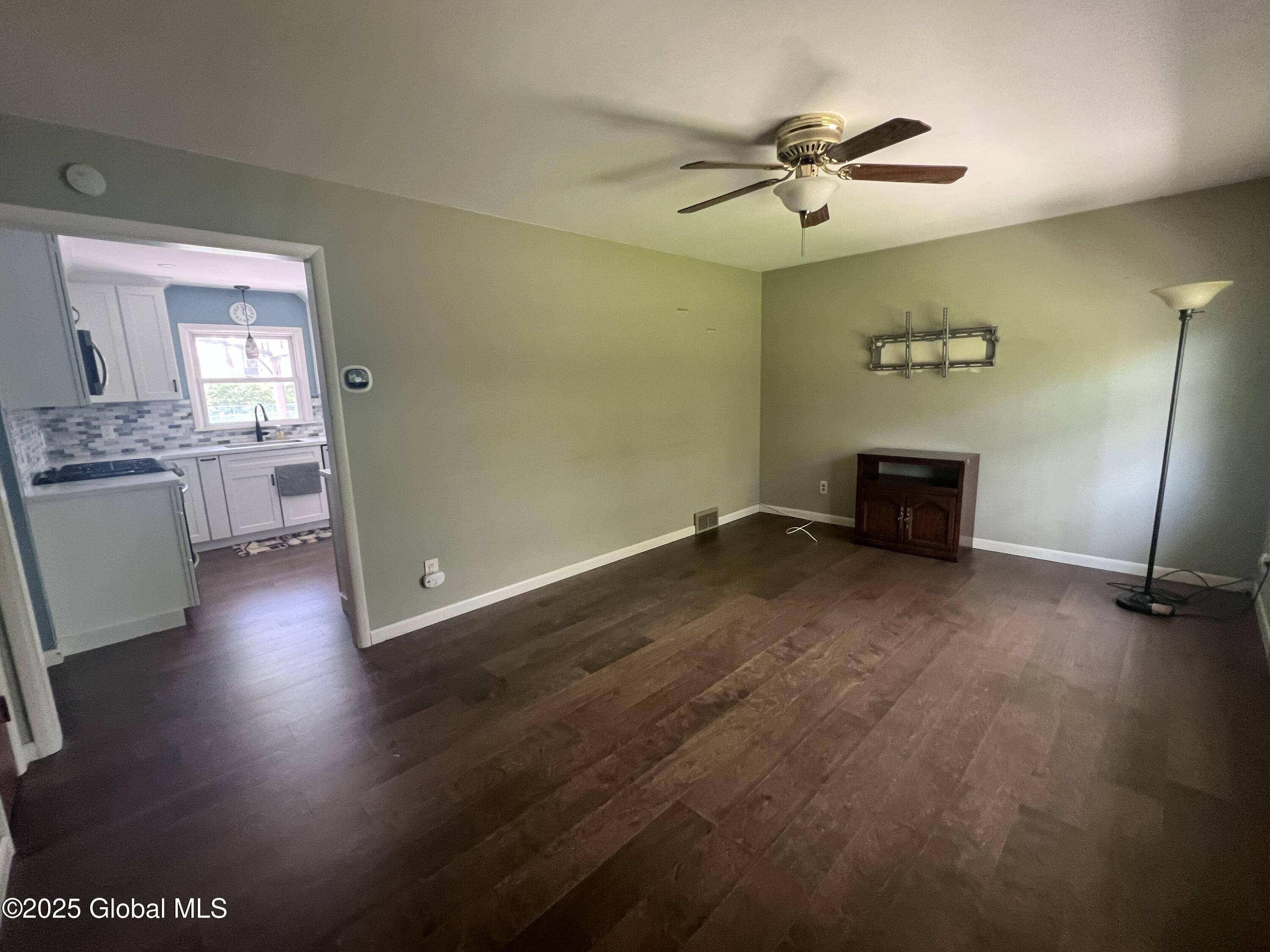 Colonie, NY 12110,32 Old Sparrowbush Road