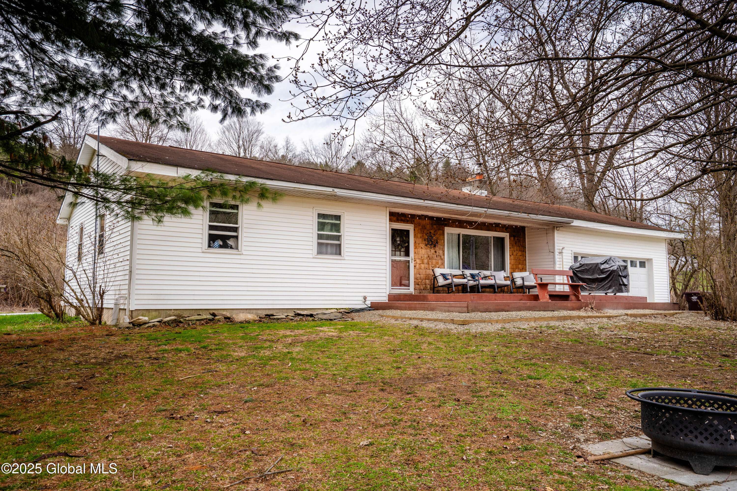 White Creek, NY 12816,667-669 Ash Grove Road
