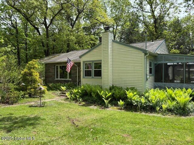 Rexford, NY 12148,8 Lee Avenue