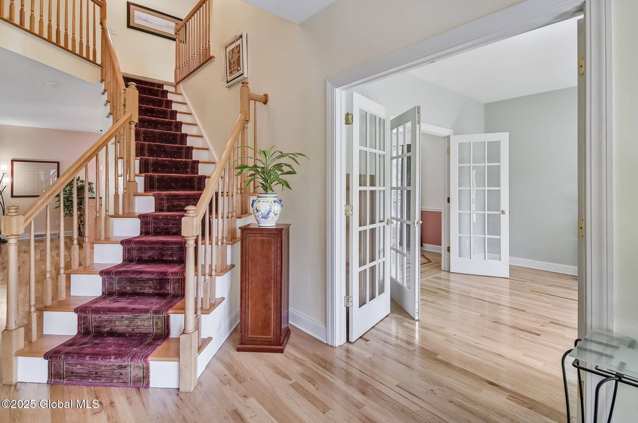 Niskayuna, NY 12309,9 Oakline Court