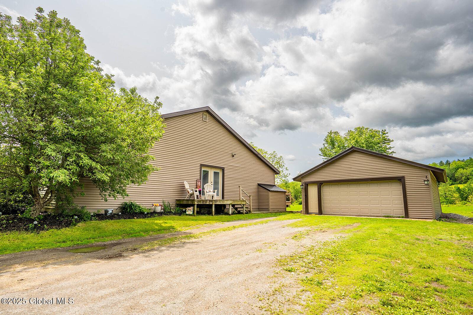 Salem, NY 12865,261 Smith Road