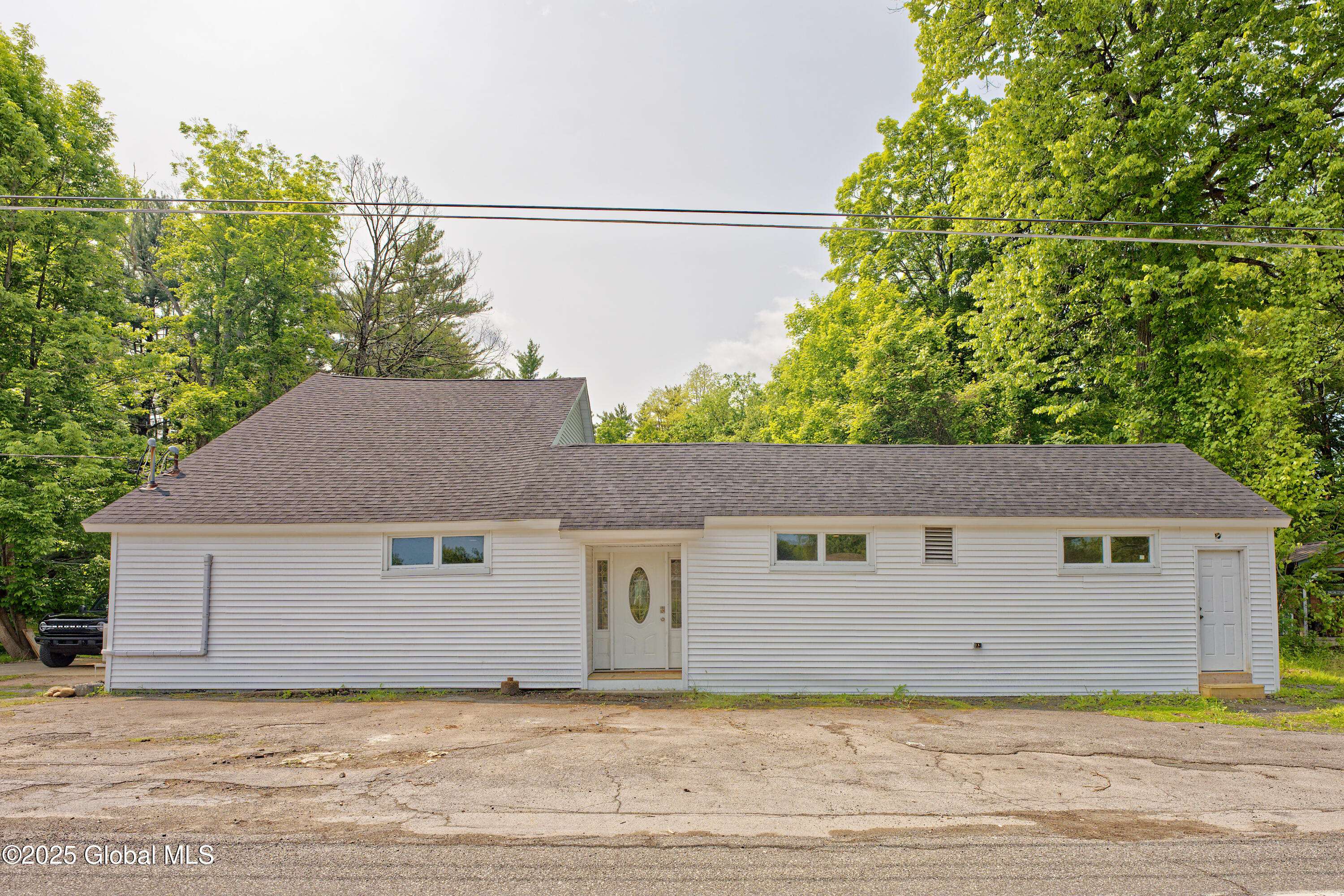 Milton, NY 12863,714 Route 29