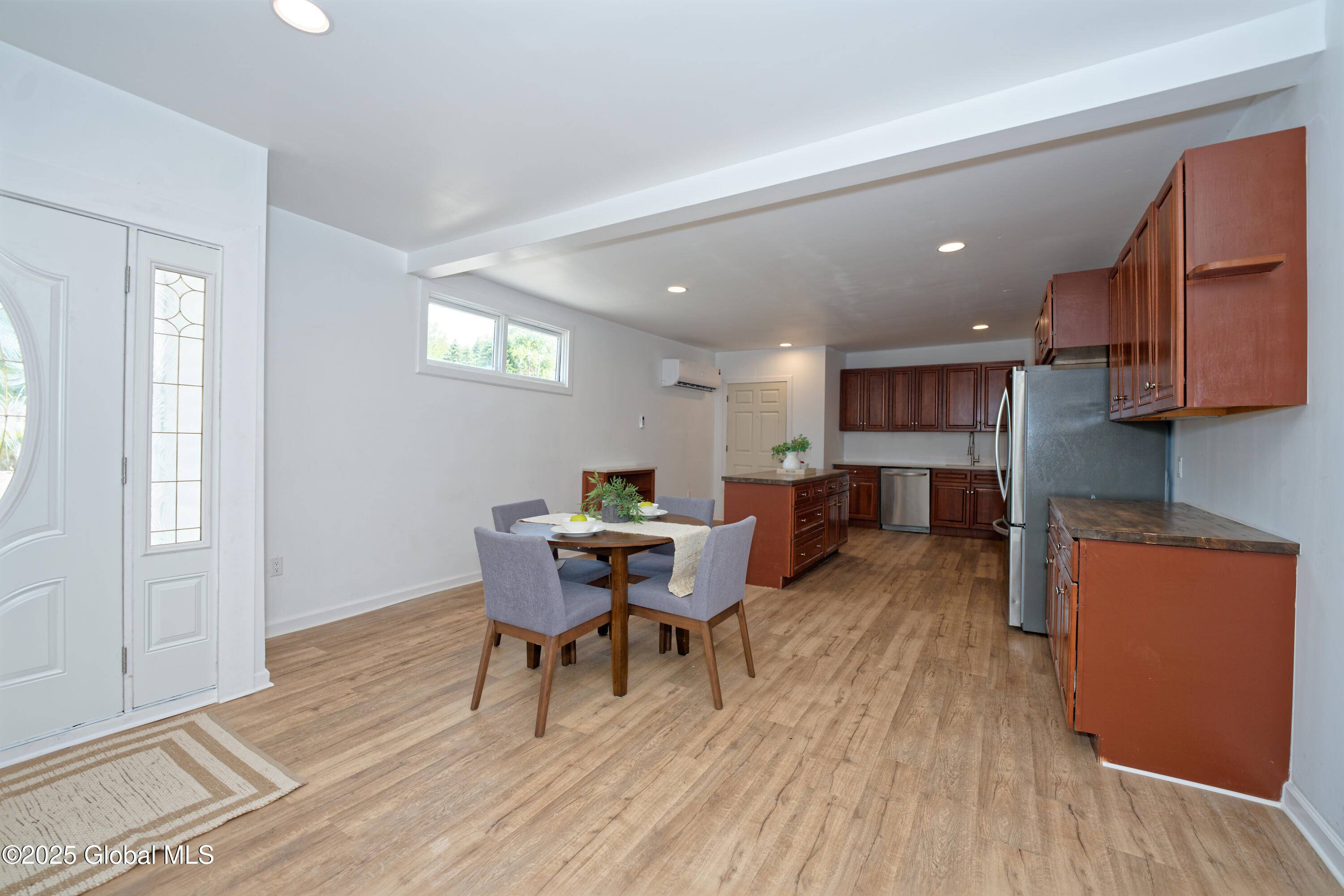 Milton, NY 12863,714 Route 29