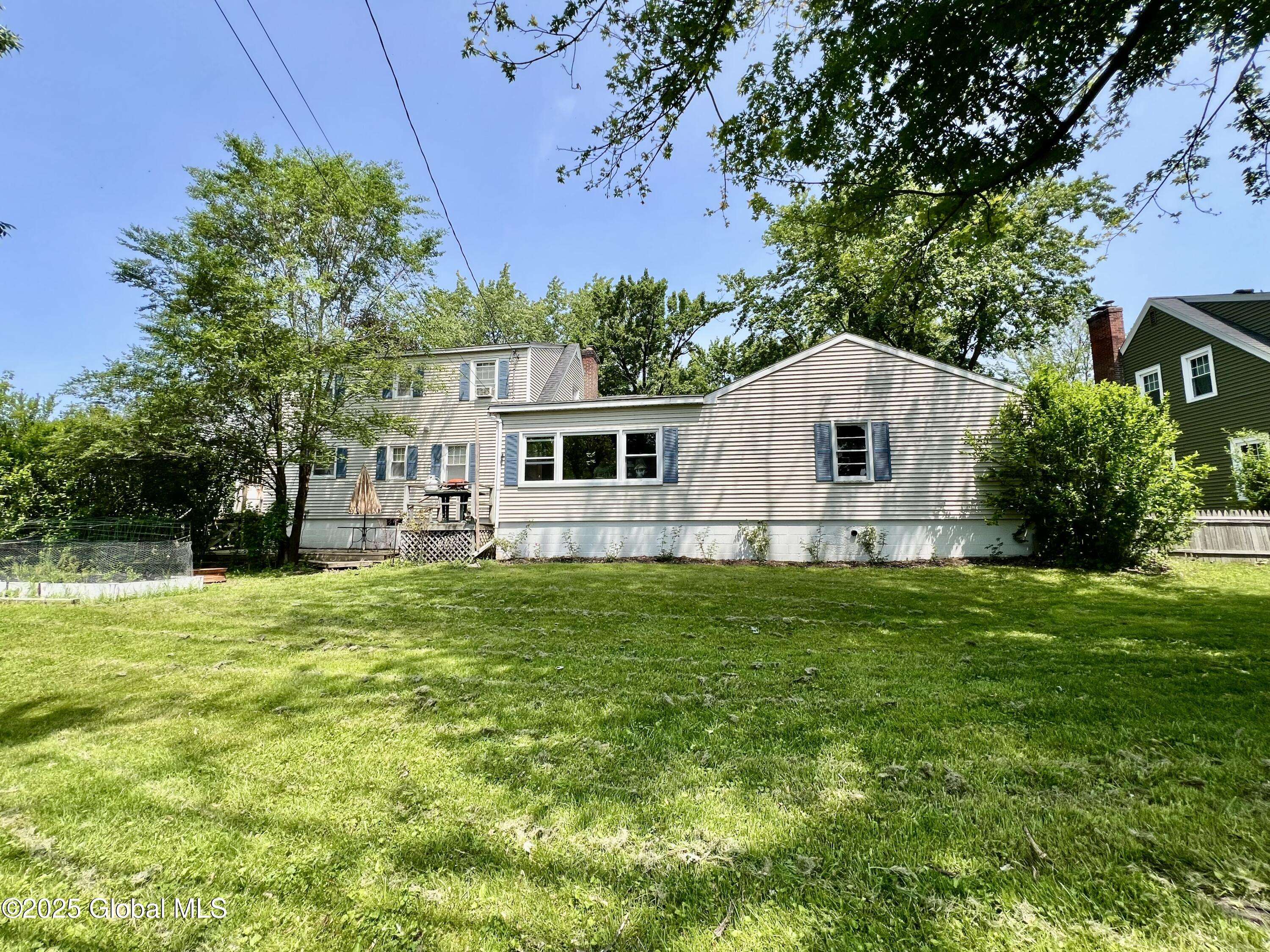 Colonie, NY 12110,86 Glendale Road