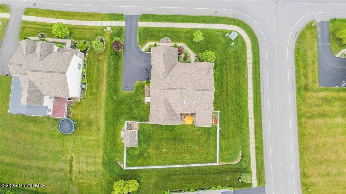 Cohoes, NY 12047,55 Preston Drive