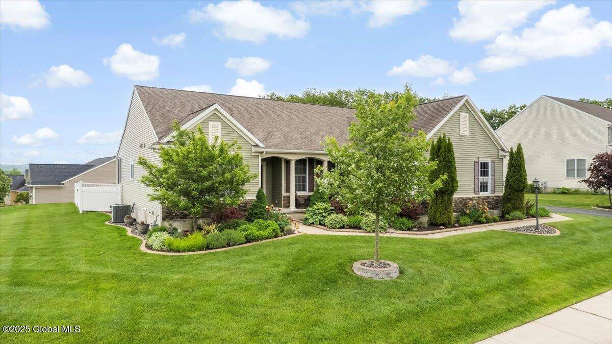 Cohoes, NY 12047,55 Preston Drive