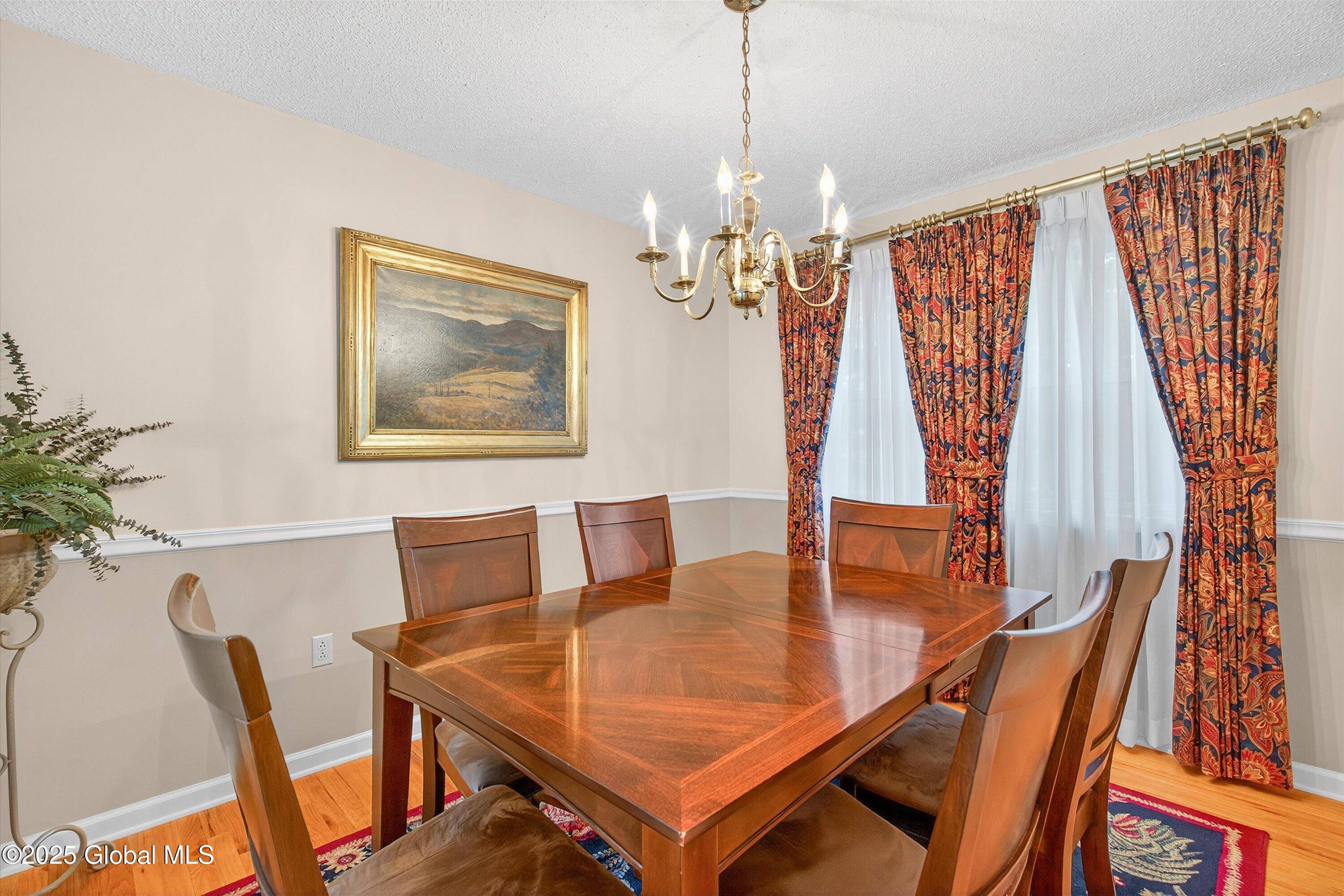 Milton, NY 12020,29 Carriage Way