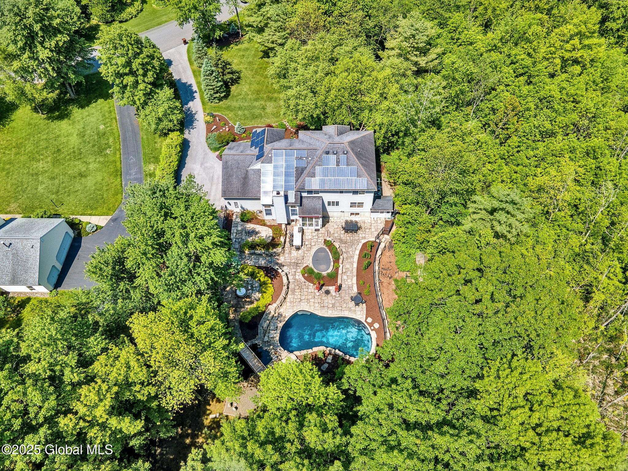 Voorheesville, NY 12186,21 E Claremont Drive