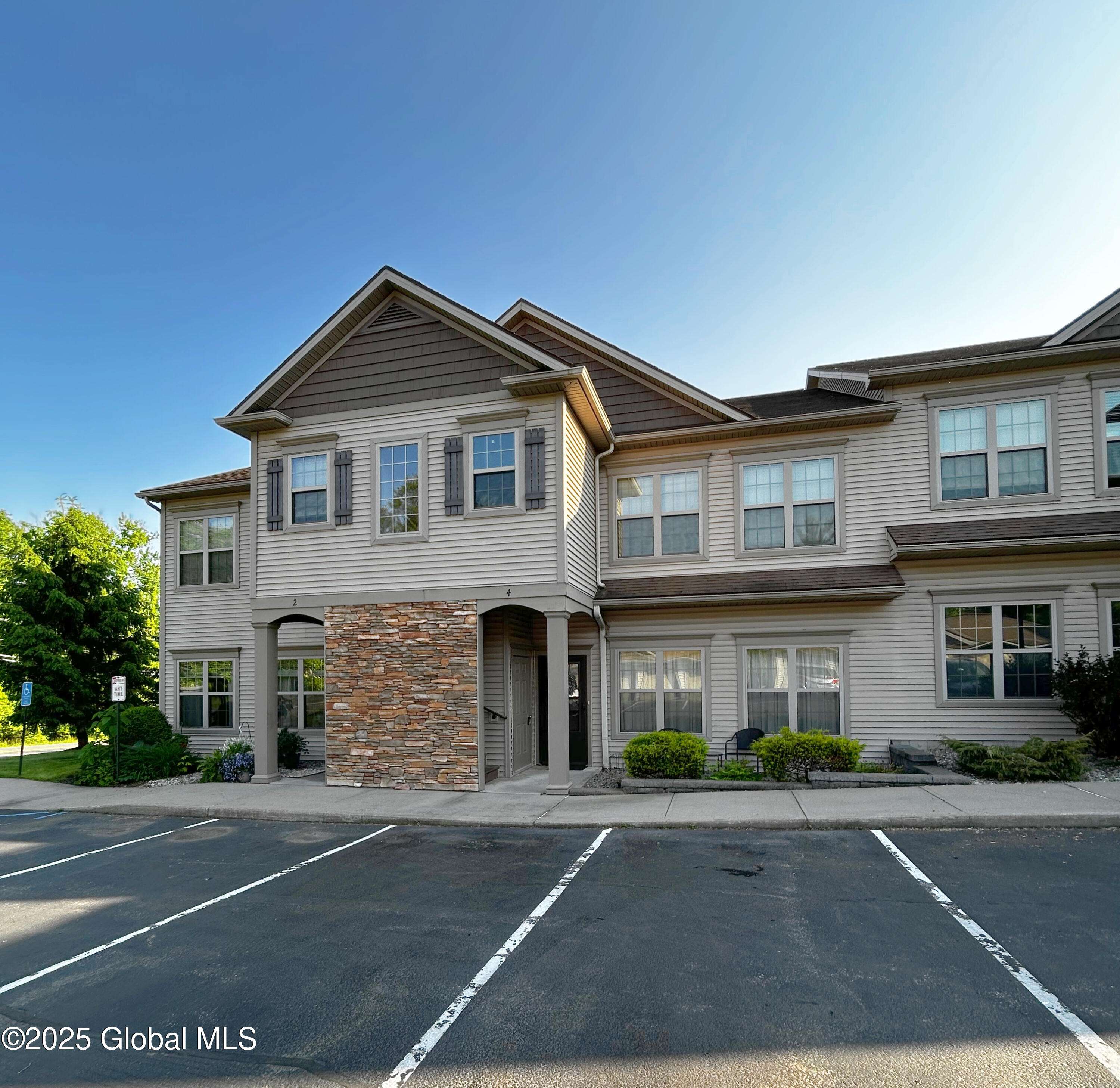 Glenville, NY 12302,73 Saratoga Road #Unit 3