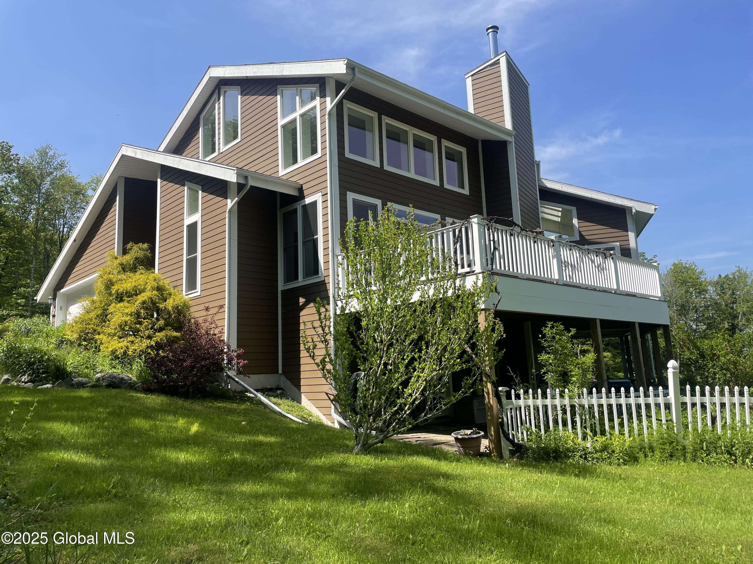 Stephentown, NY 12169,107 Wilderness Way