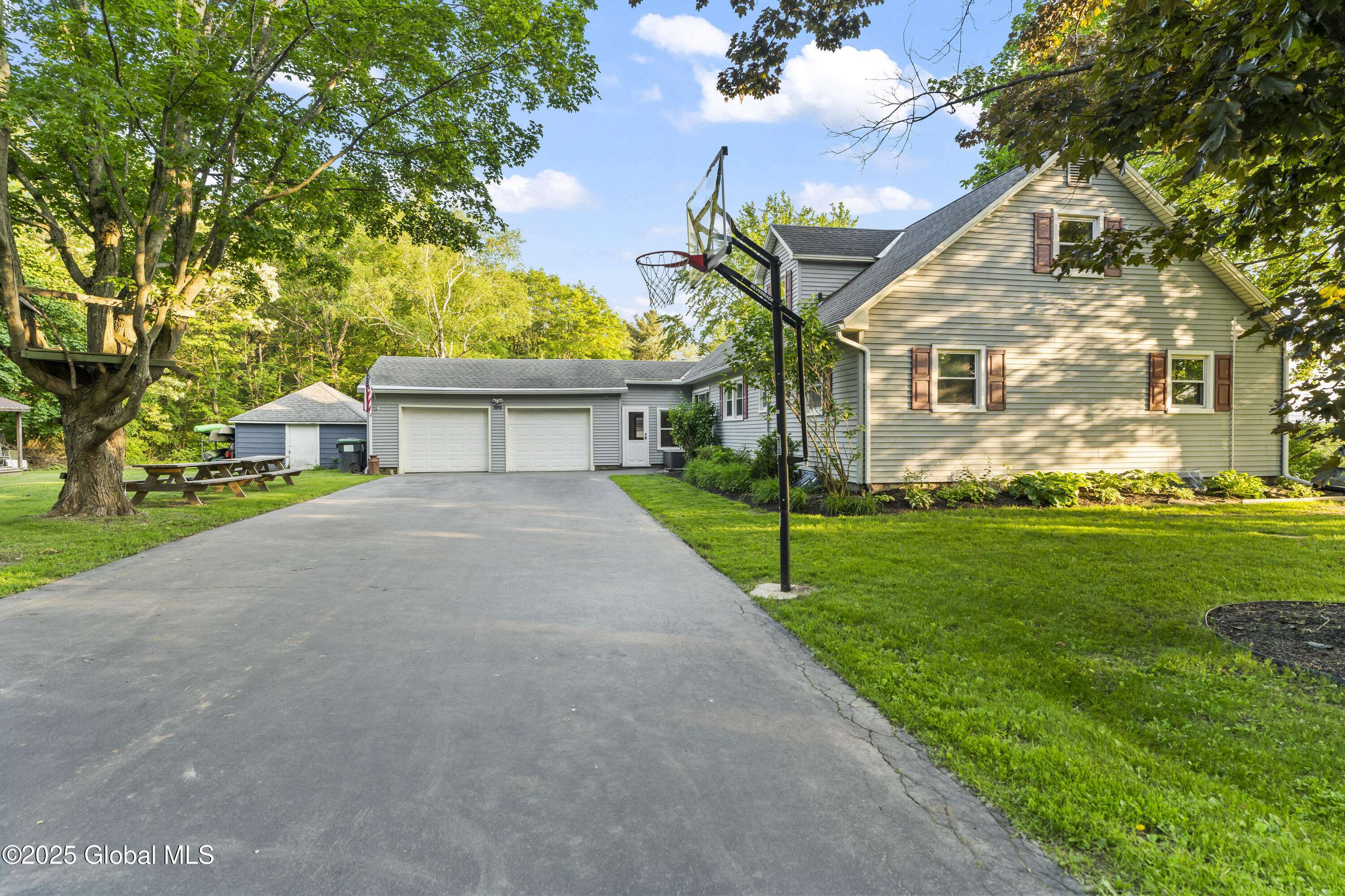 Glenville, NY 12302,399 Closson Road
