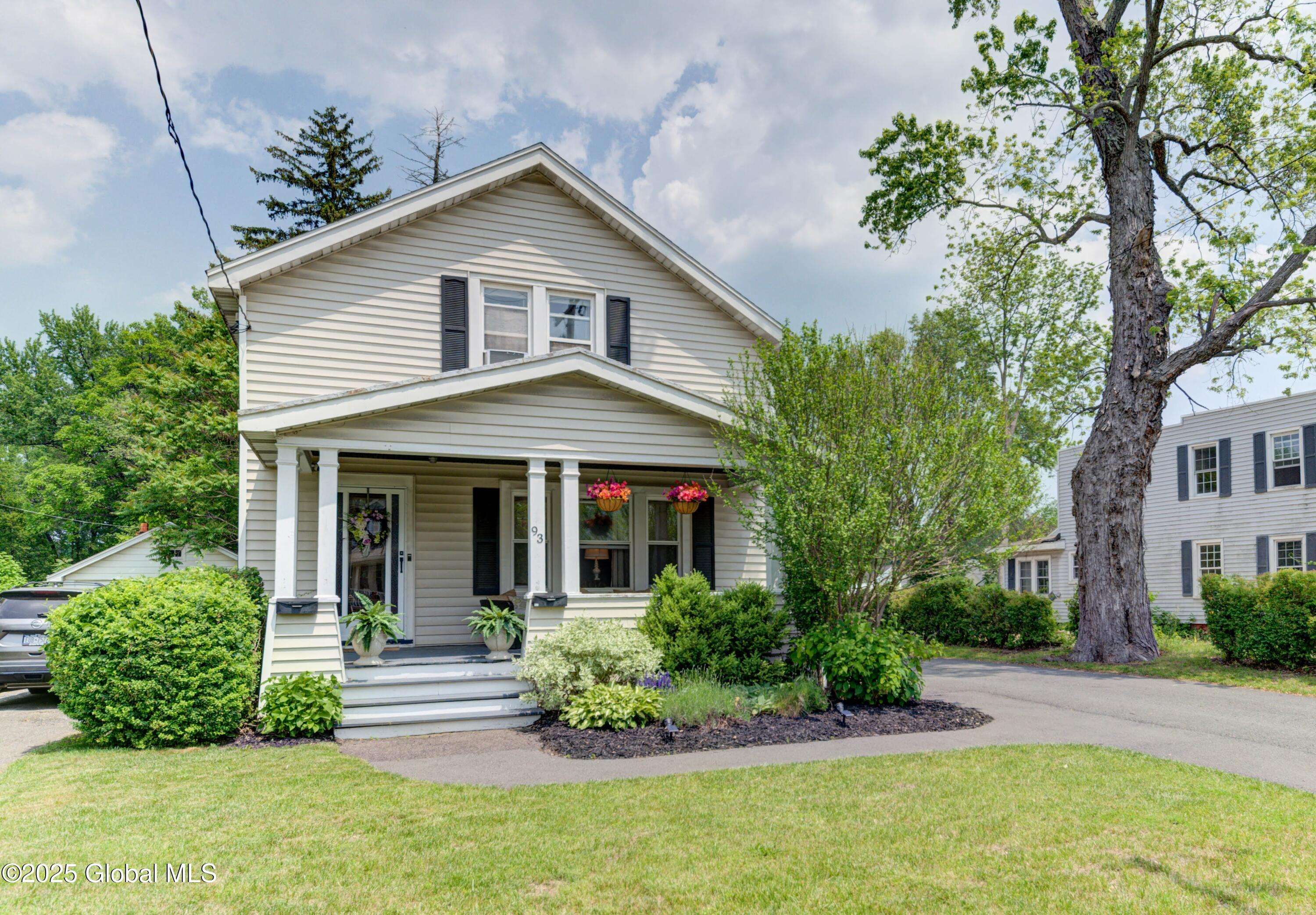 Colonie, NY 12205,93 Sand Creek Road