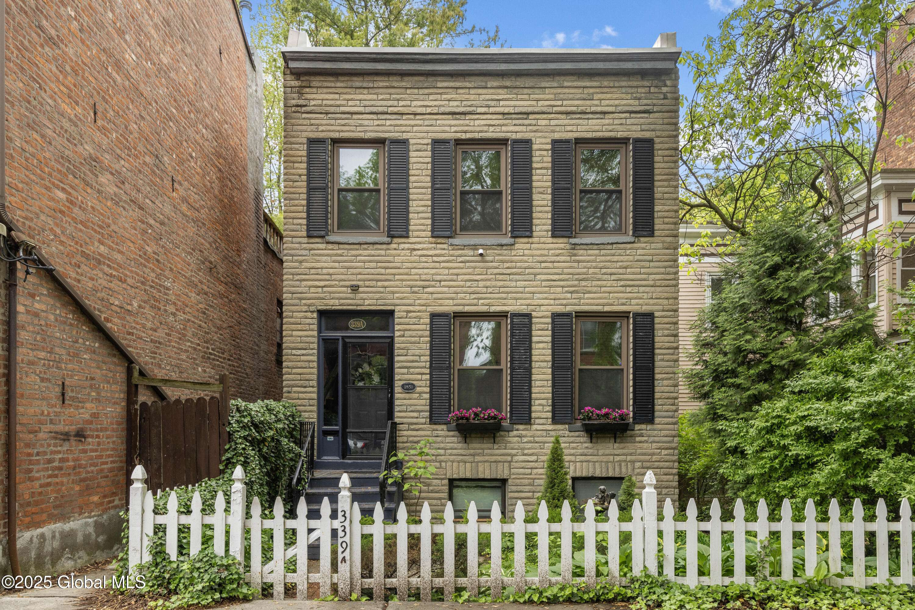 Albany, NY 12210,339A Madison Avenue #2