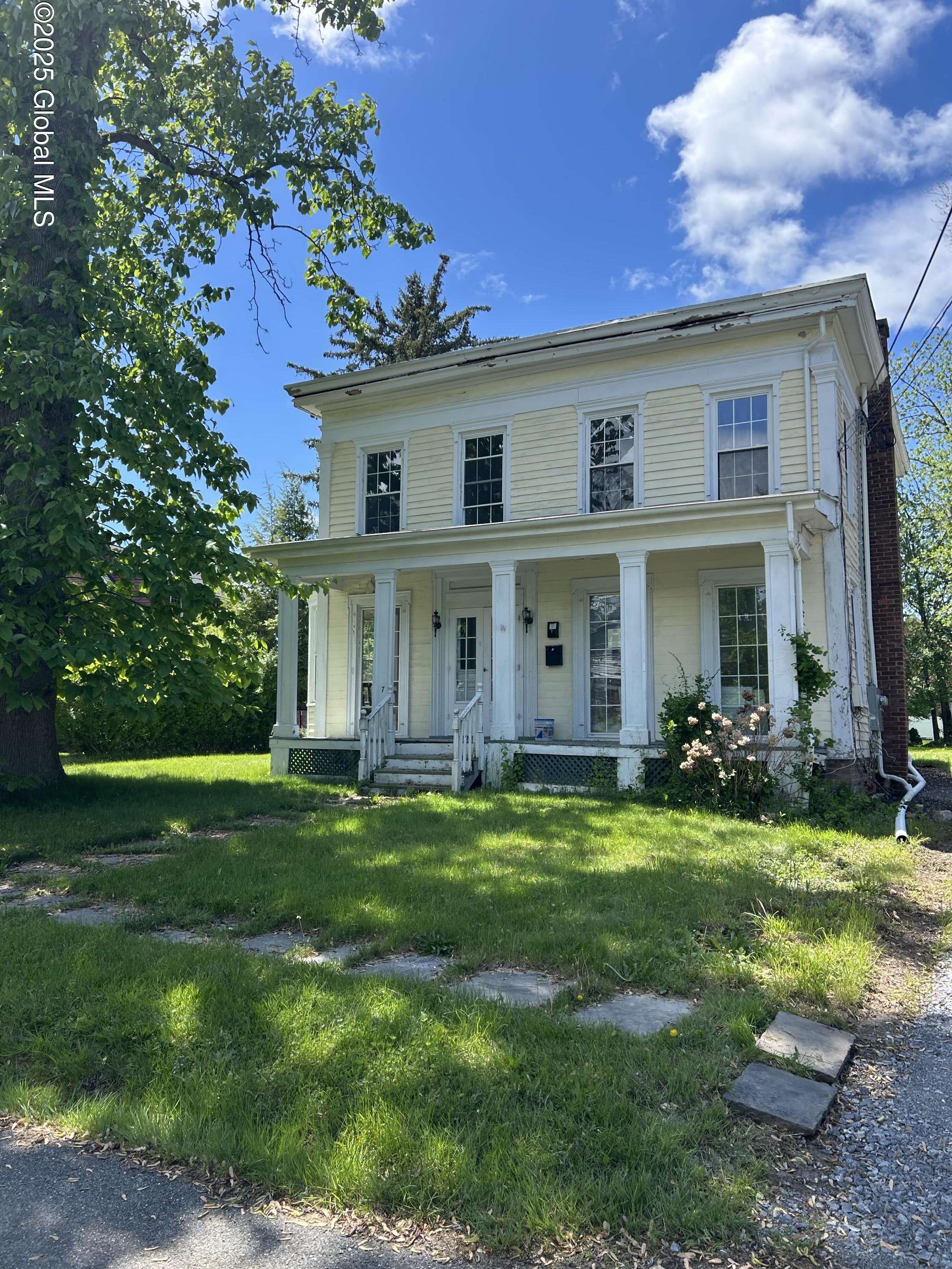 Coxsackie, NY 12051,7 Hillcrest Street