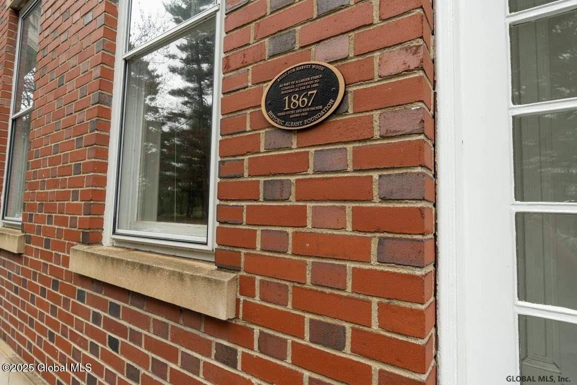Albany, NY 12203,427 State Street