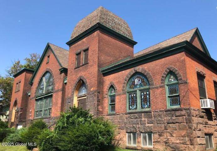 Mechanicville, NY 12118,516 Park Avenue