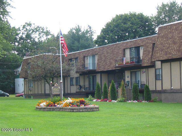 Saratoga Springs, NY 12866,71 Hamilton Street #21