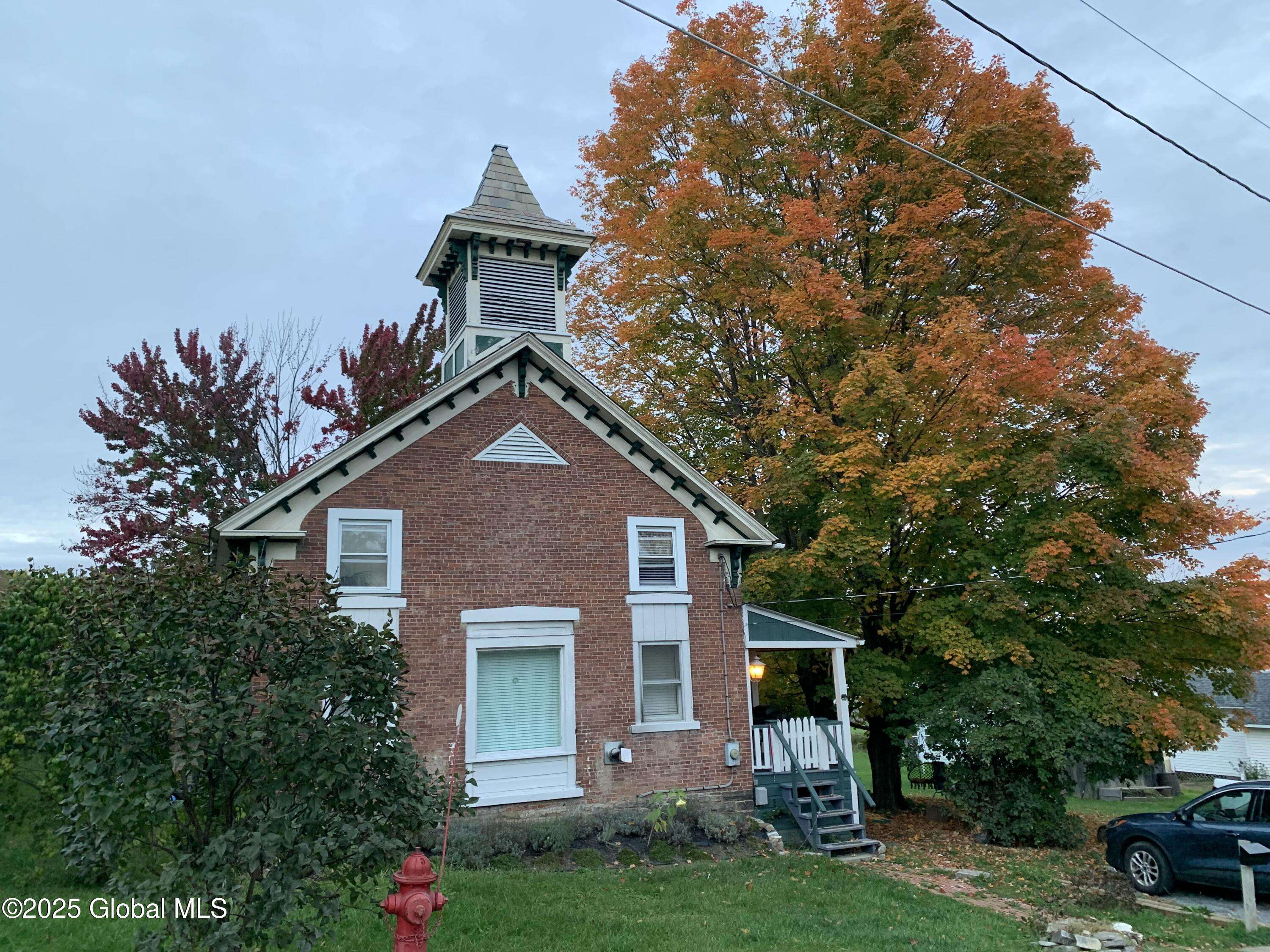 Port Henry, NY 12974,3 Meacham Street
