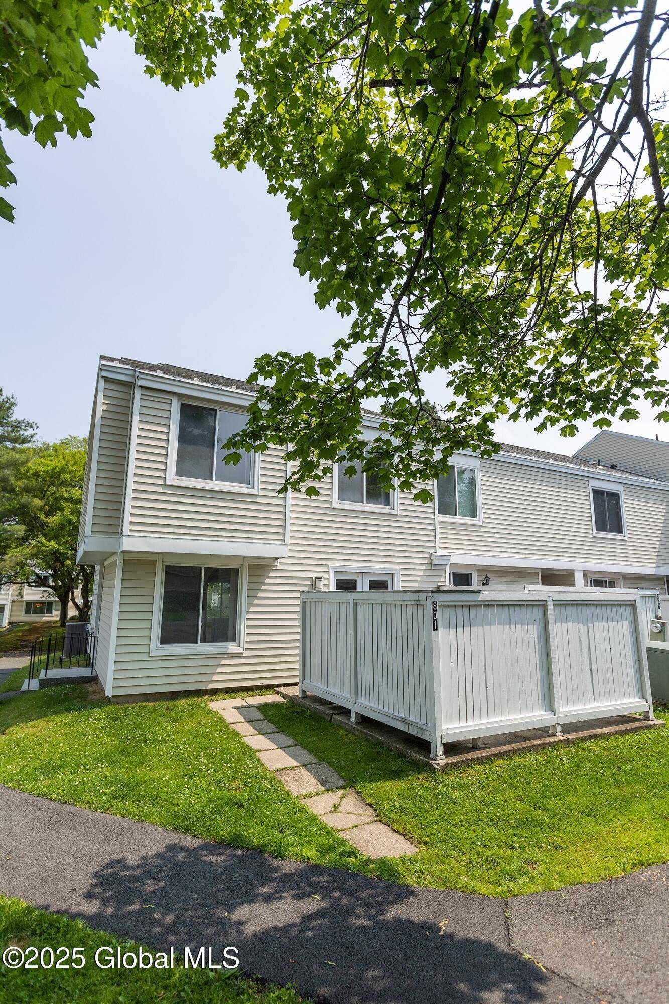 East Greenbush, NY 12061,801 Fairfield Court