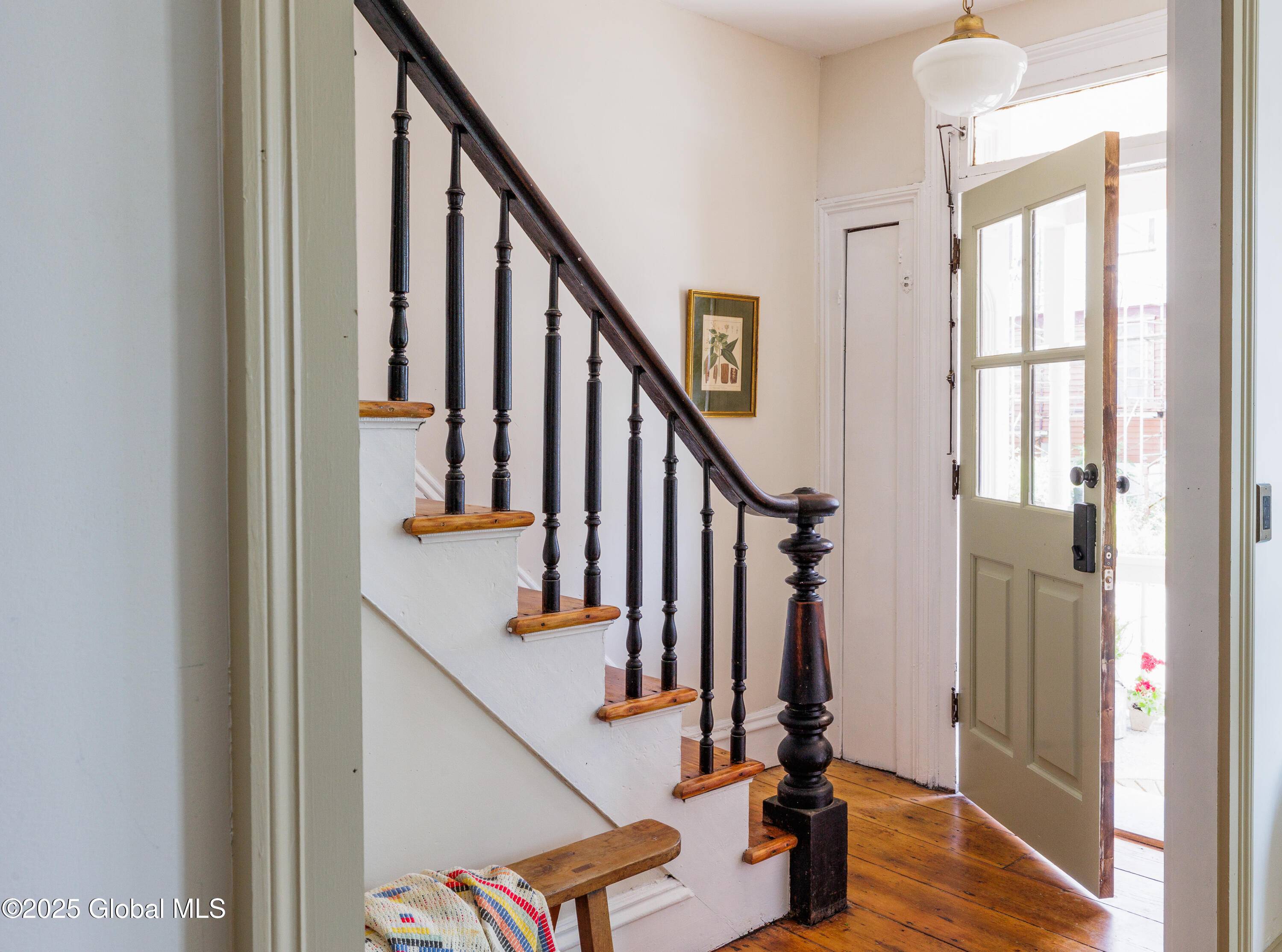 Hudson, NY 12534,225 Robinson Street