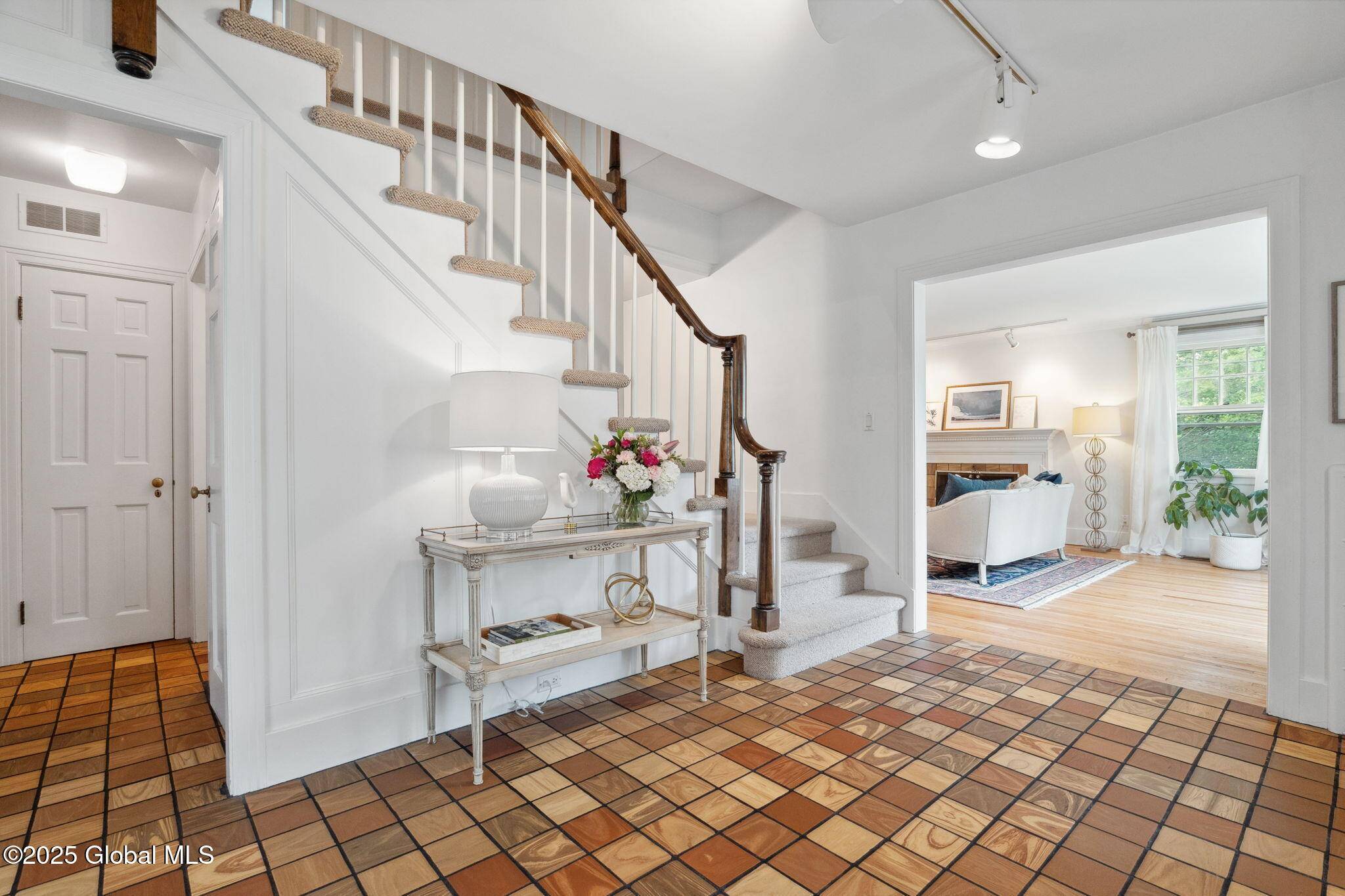 Bethlehem, NY 12054,20 Darroch Road