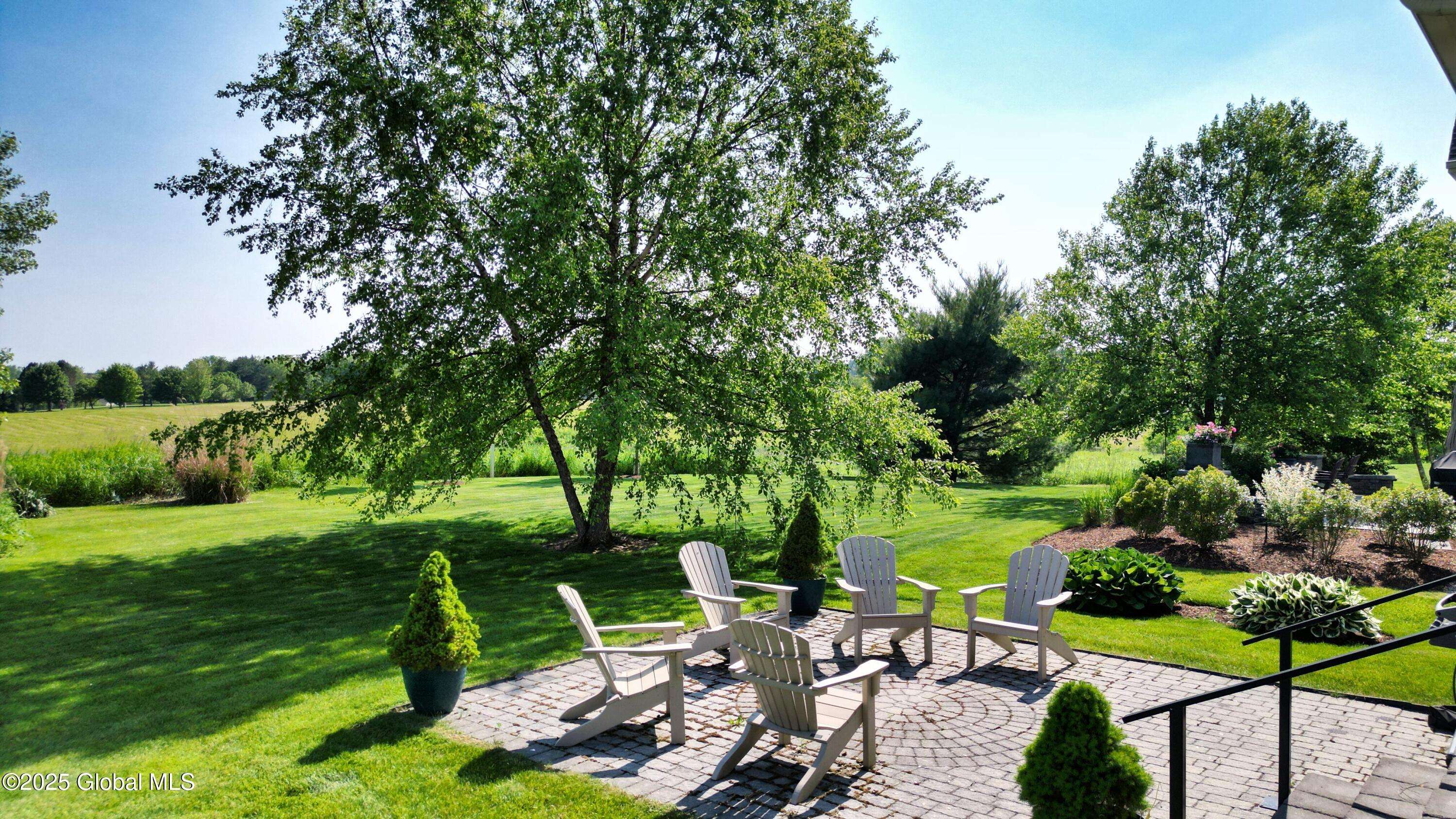 Queensbury, NY 12804,20 Beekman Place