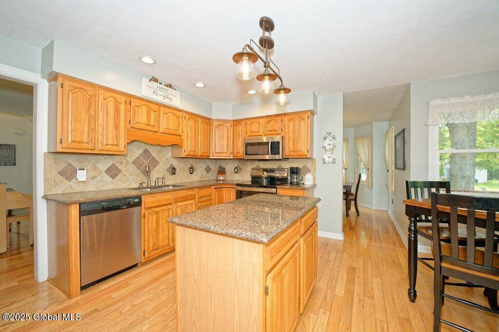 Bethlehem, NY 12077,31 Dunwoodie Road
