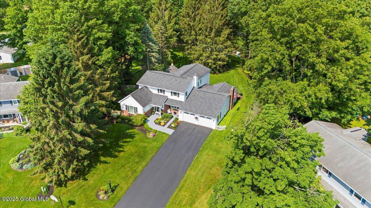 Clifton Park, NY 12065,17 Cypress Pt.