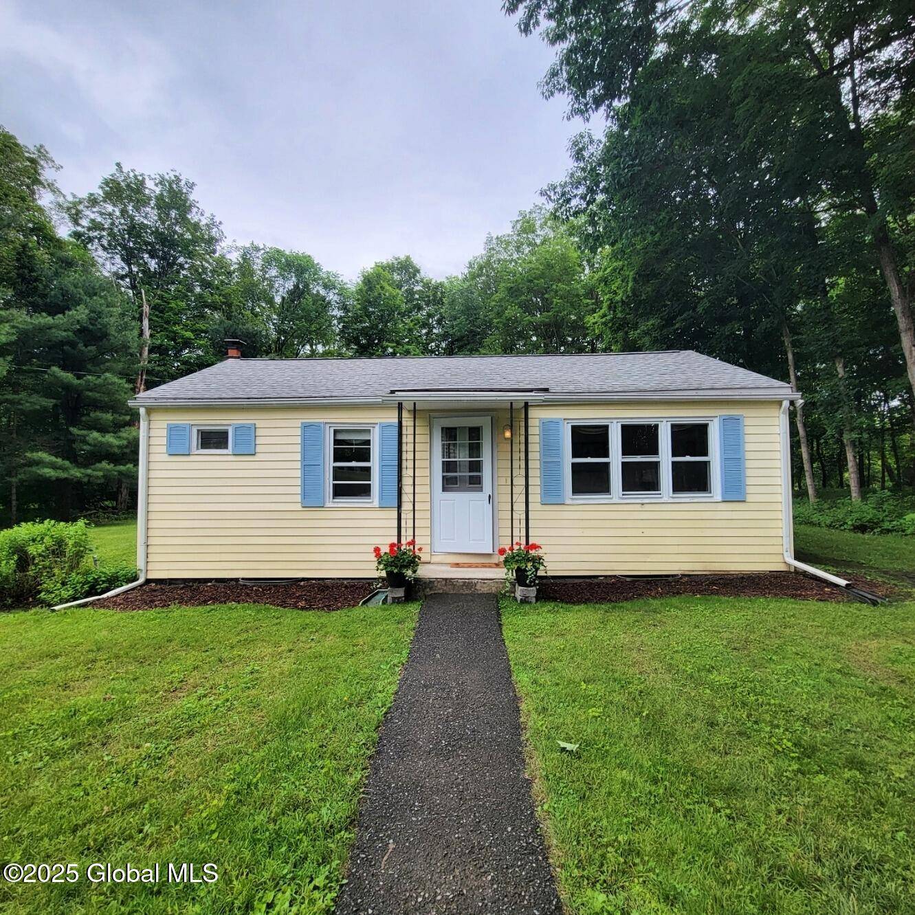 Schodack, NY 12063,639 County Rd 7