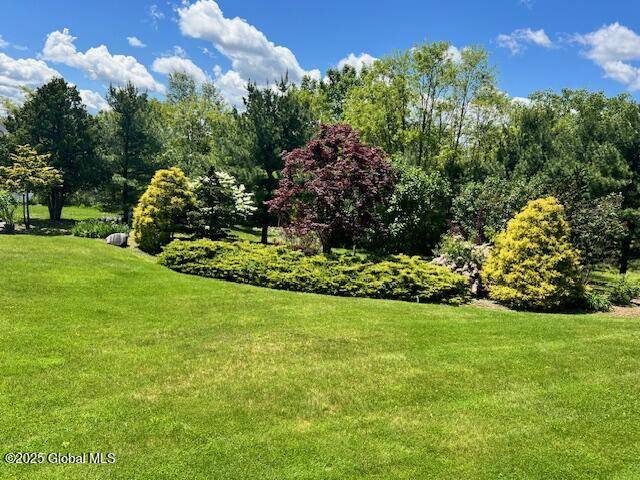 Colonie, NY 12110,12 Glennon Road