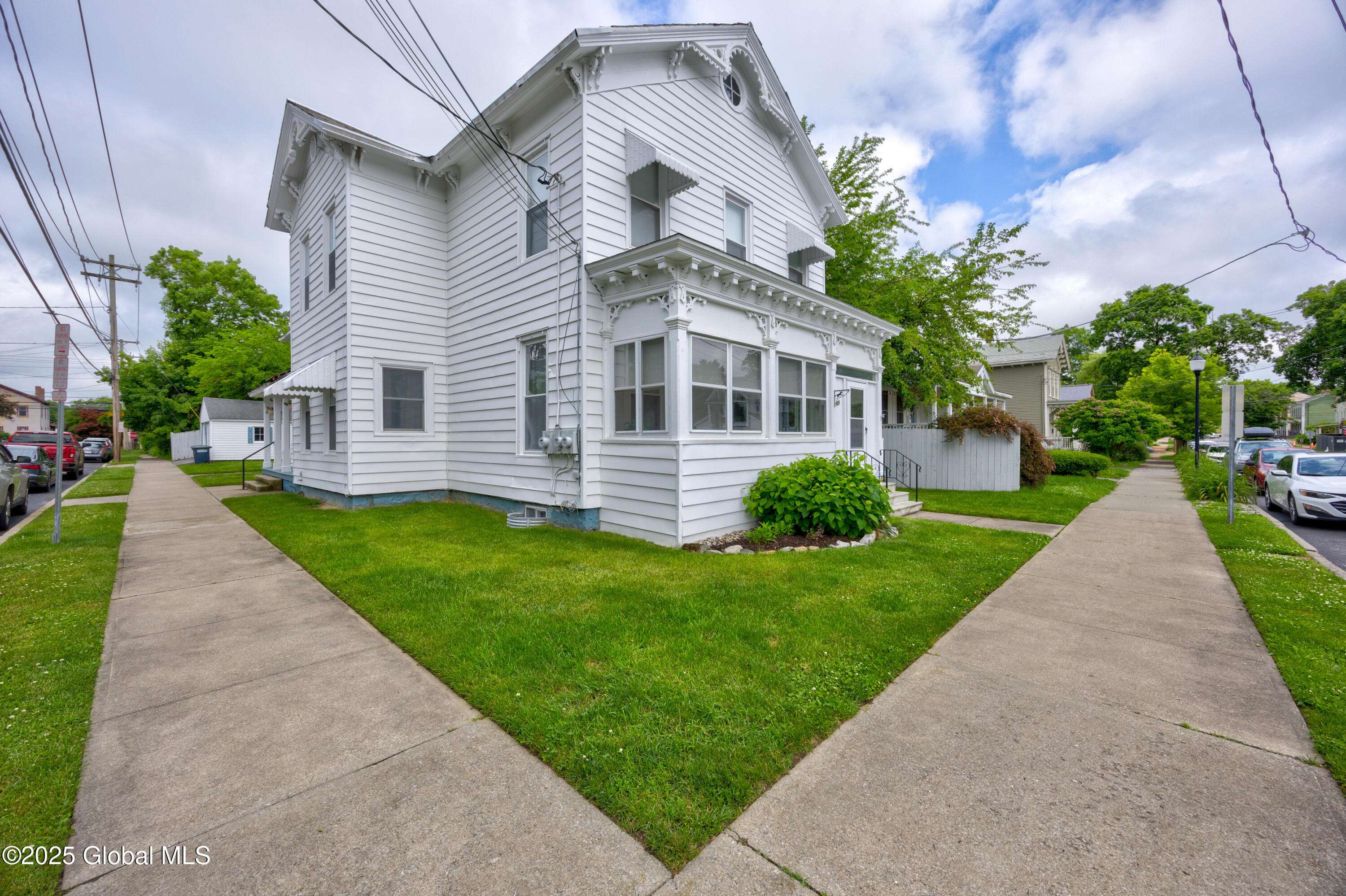 Saratoga Springs, NY 12866,159 Grand Avenue