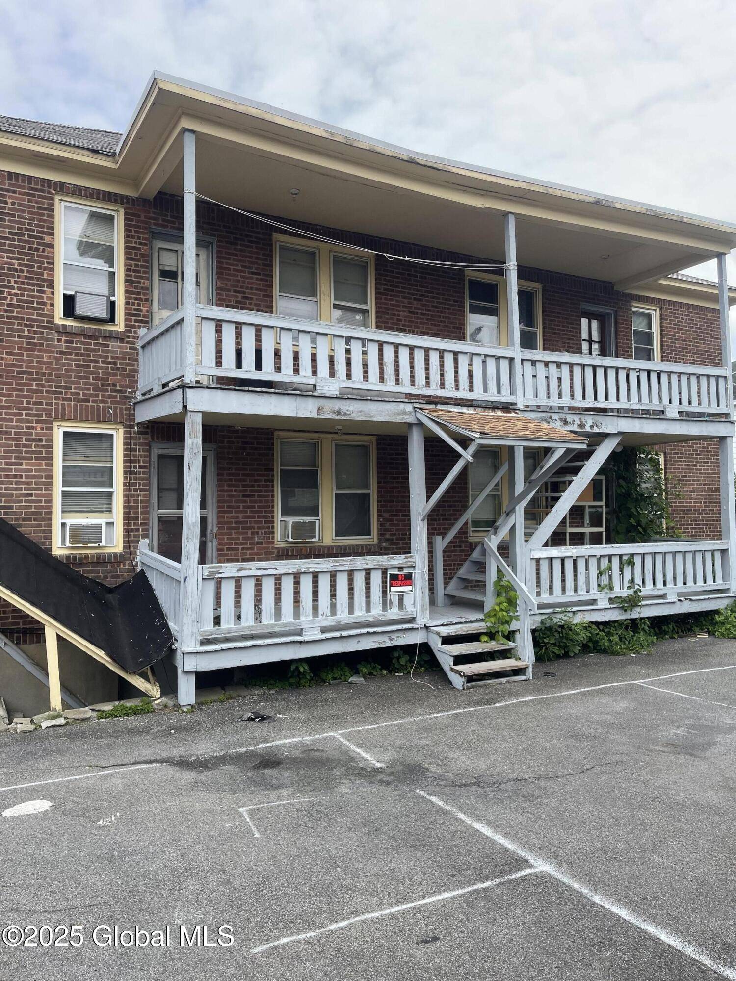 Albany, NY 12206,120 Benson Street