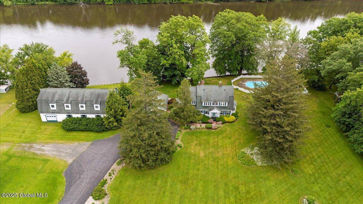 Stillwater, NY 12170,1450 Hudson Avenue